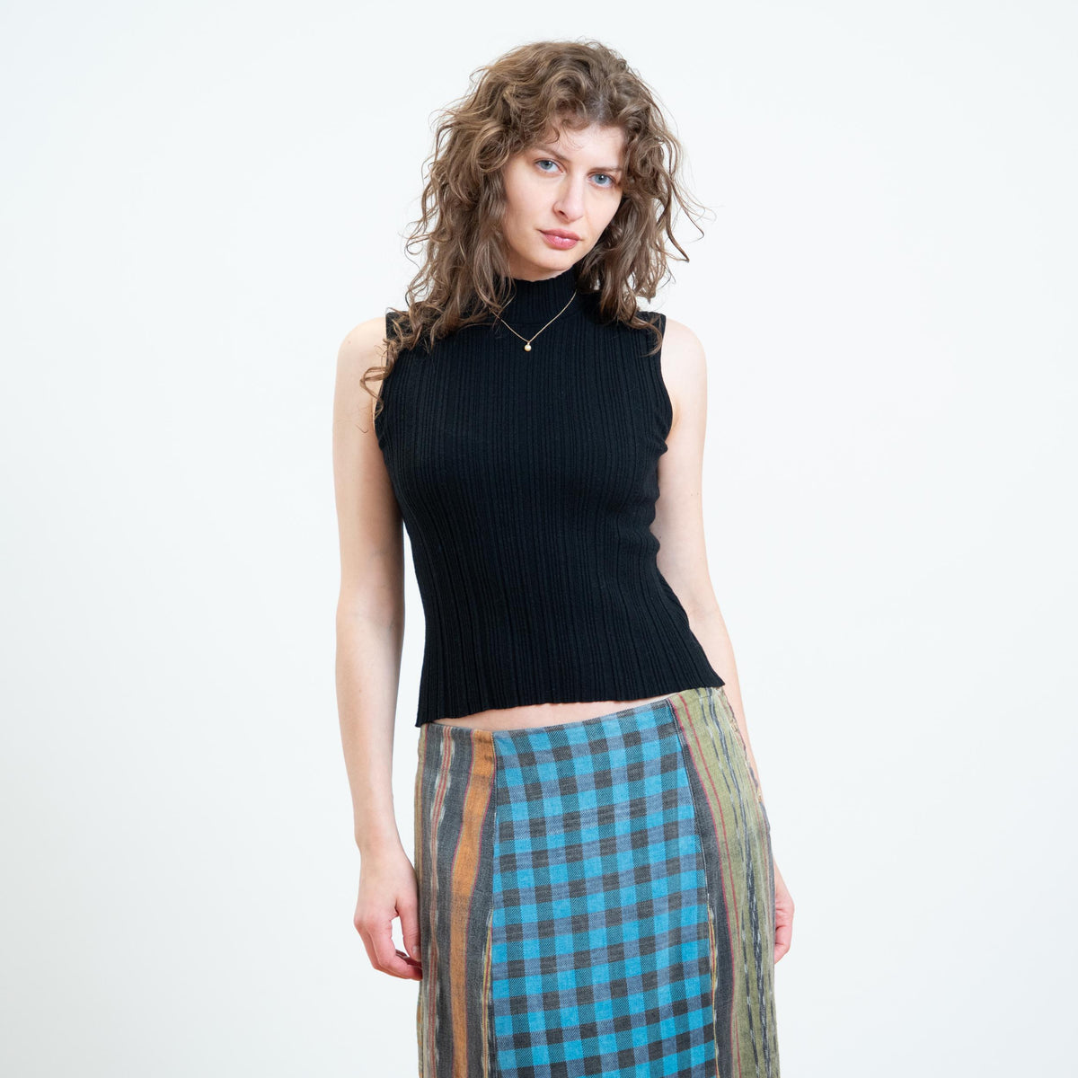 Vintage 90s Black Ribbed Mockneck Top - Small | Minimalist Sleeveless Cropped Tank