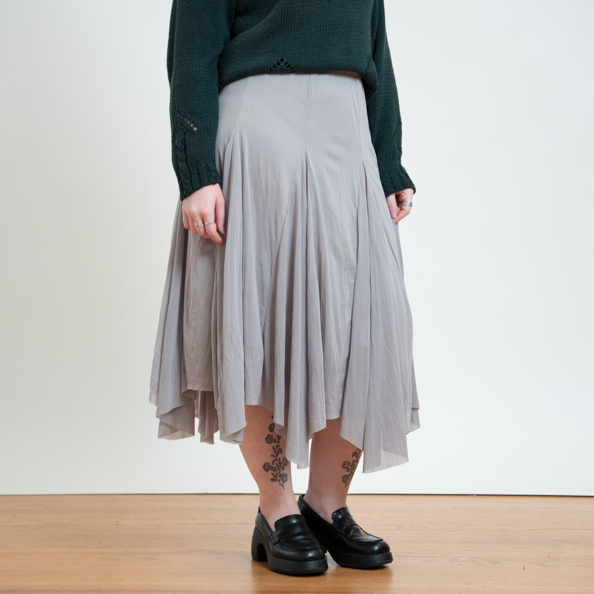 Vintage Y2K Silver Scarf Hem Fairy Skirt - Large | Boho Whimsigoth Midi Hanky Skirt