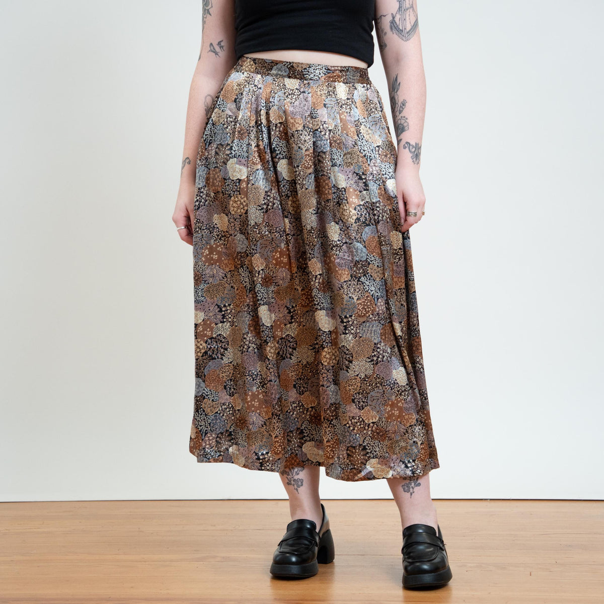 Vintage 80s Tree Print Satin Midi Skirt - Medium | Boho Floral High Waisted Pleated Skirt