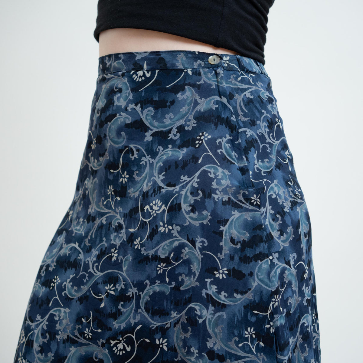 Vintage 90s Blue Floral Vine Print Midi Skirt - Medium to Large | Boho High Waisted A Line Skirt