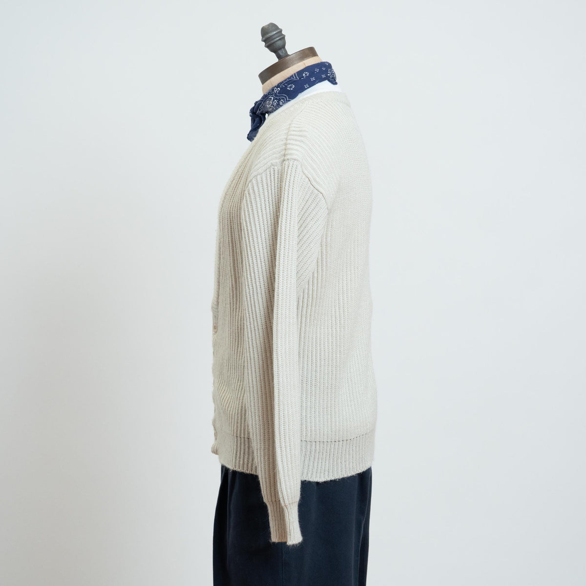 Vintage 80s Beige Knit V-Neck Cardigan - Medium | Ribbed Button Up Sweater