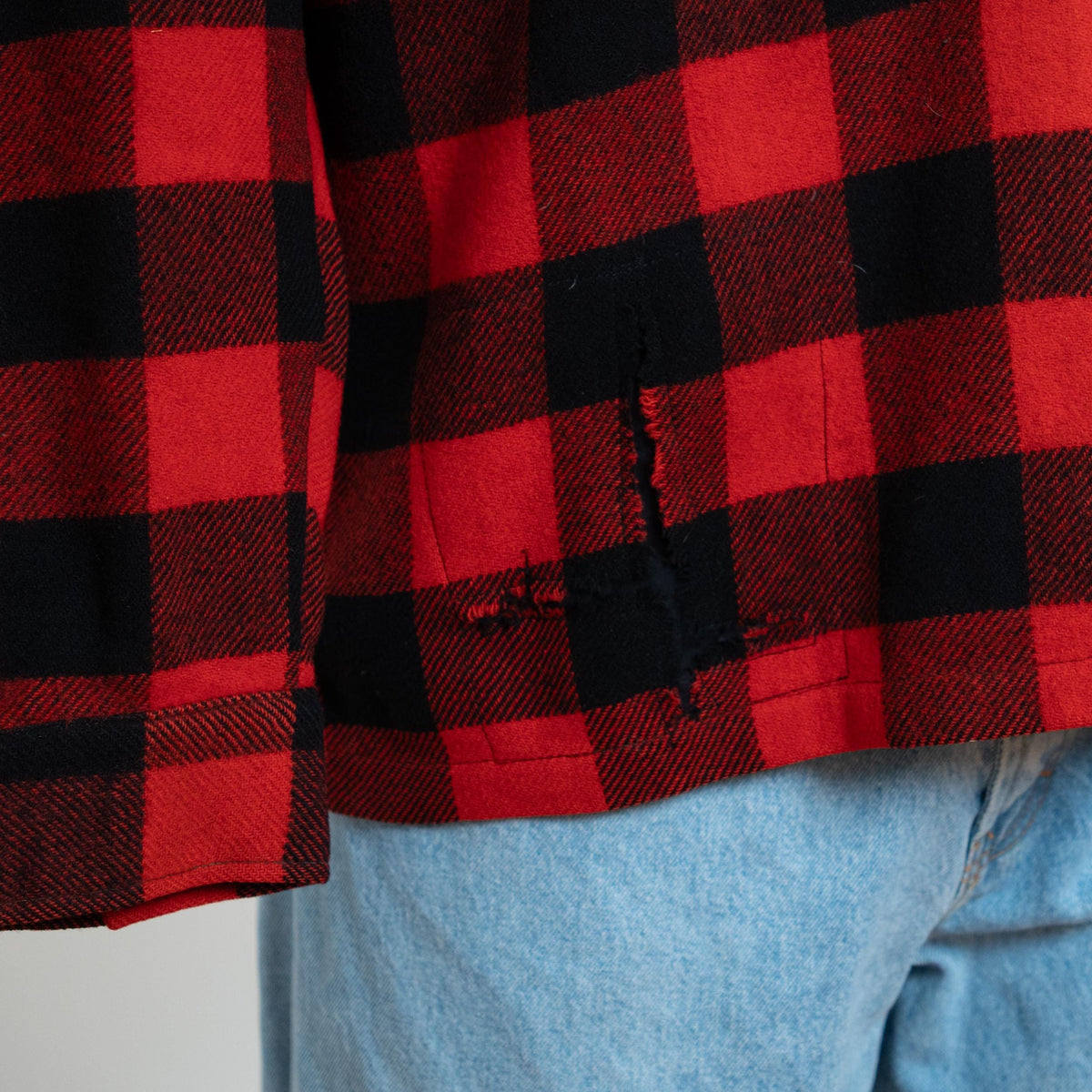 Vintage 60s Buffalo Plaid Wool Lace-Up Overshirt - Large | Red & Black Pullover Lumberjack Shirt