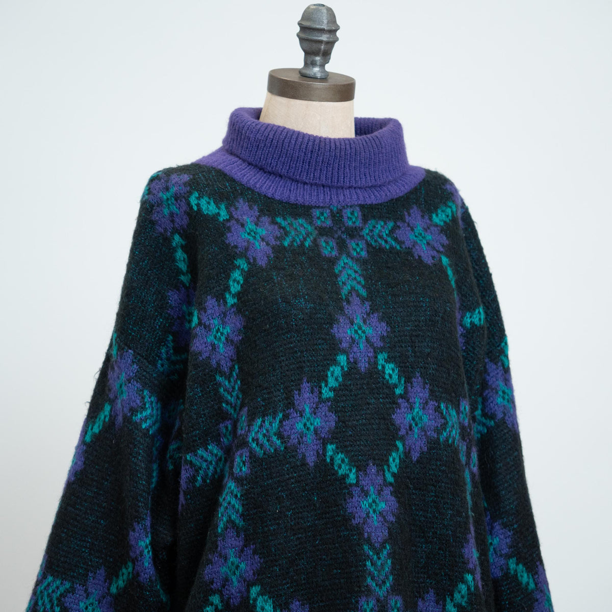 Vintage 80s Benetton Floral Mohair Sweater - Large | Purple Knit Oversize Longline Turtleneck