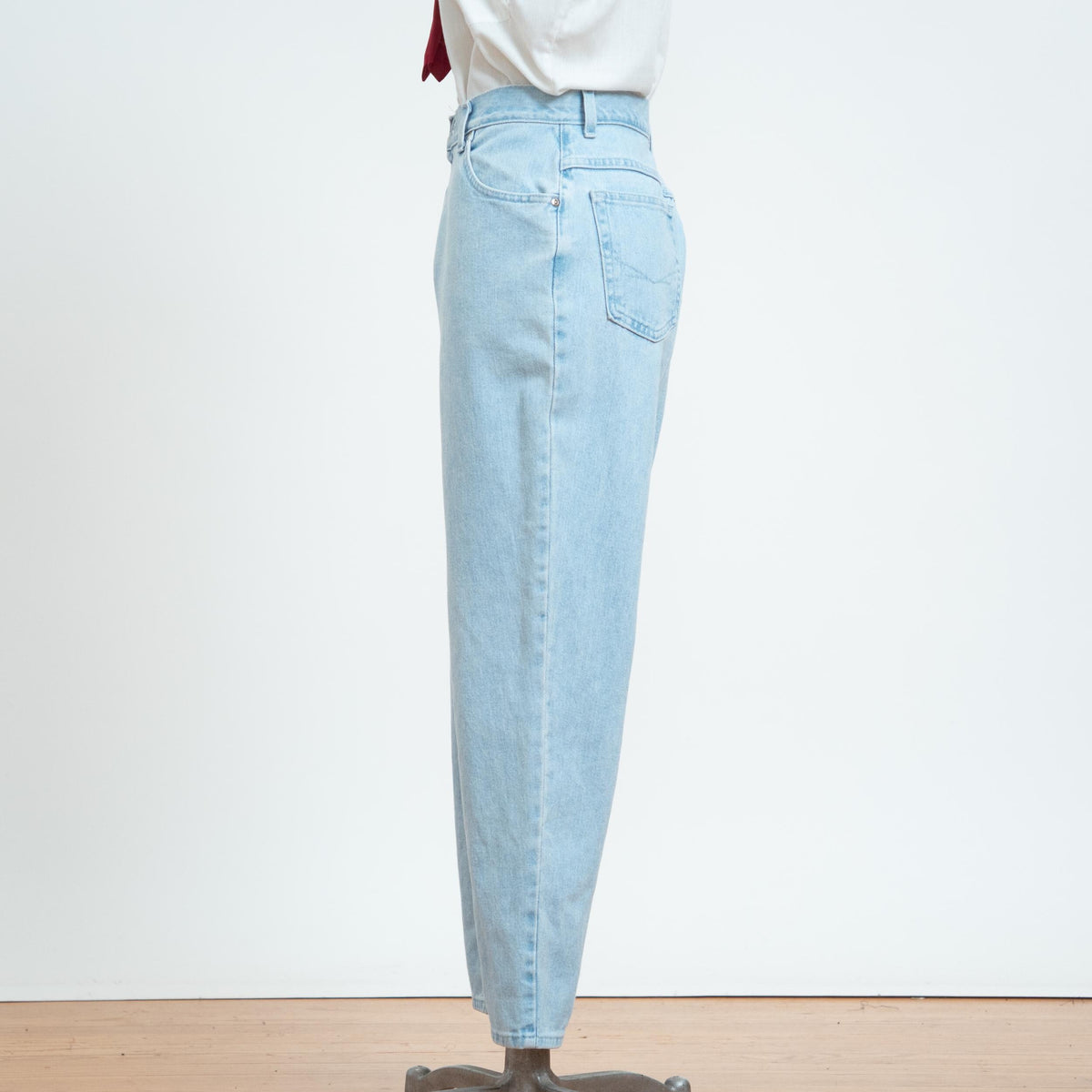 Vintage 90s Lee High Waisted Light Wash Jeans - Medium, 30" Waist | Denim Tapered Leg Mom Jeans