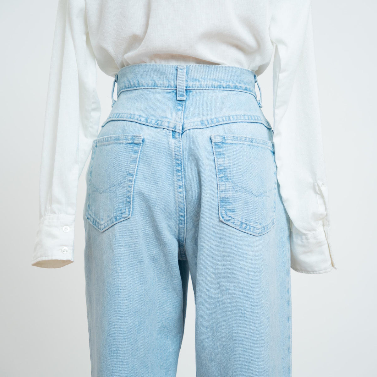 Vintage 90s Lee High Waisted Light Wash Jeans - Medium, 30" Waist | Denim Tapered Leg Mom Jeans