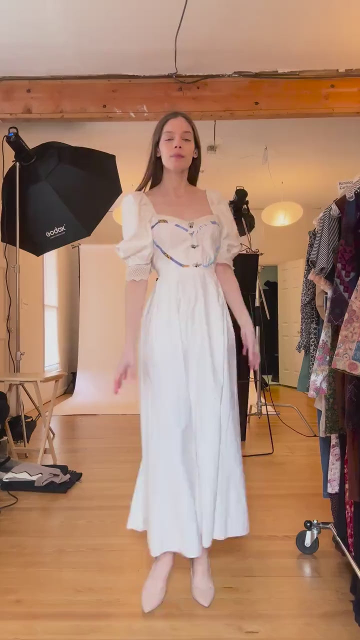 Medium Antique 1900s Romantic White Cotton Heart Applique Dress