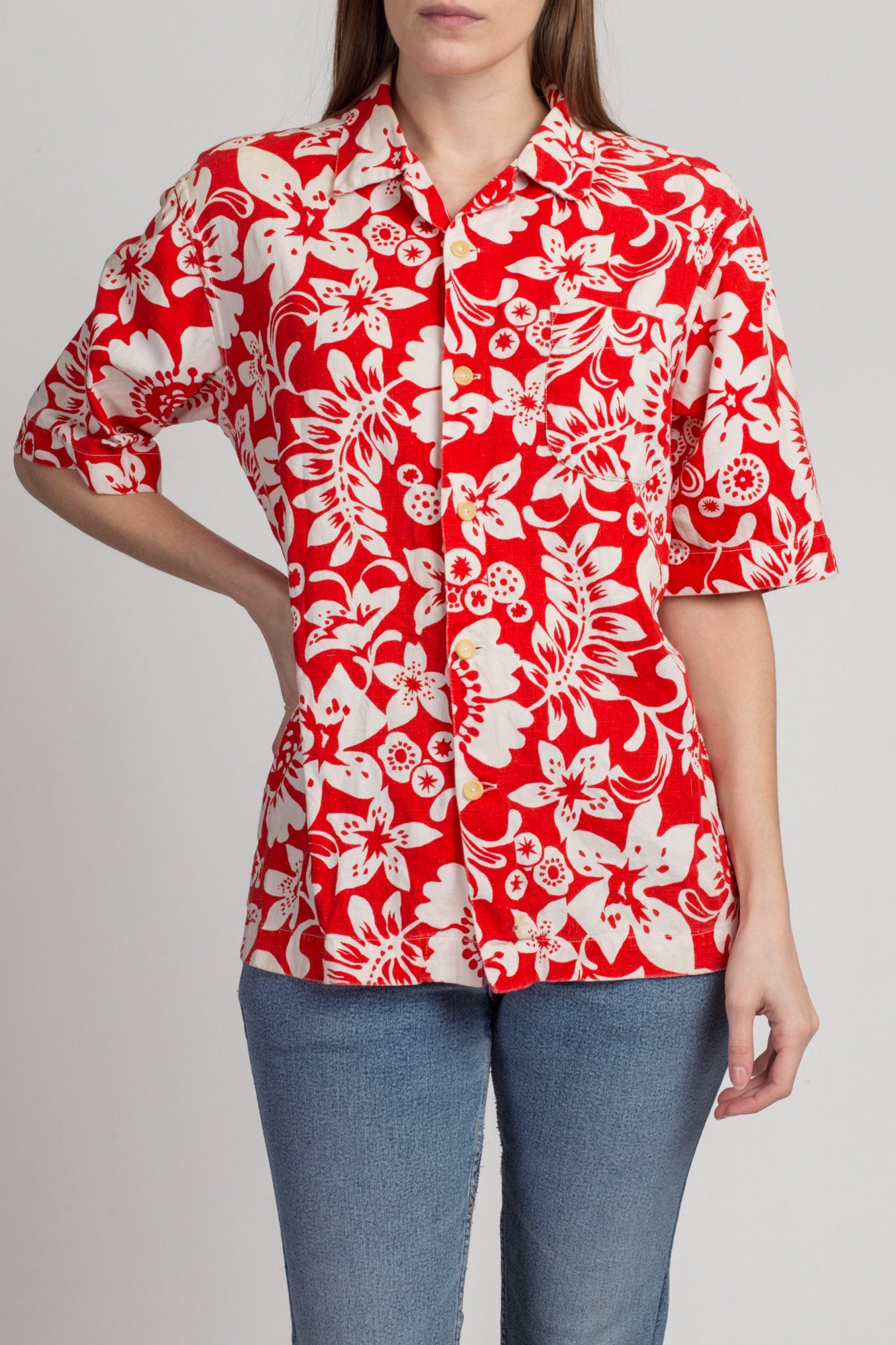 60s 70s Hawaiian Floral Tiki Top - Men&#39;s Large | Vintage Red & White Button Up Aloha Shirt