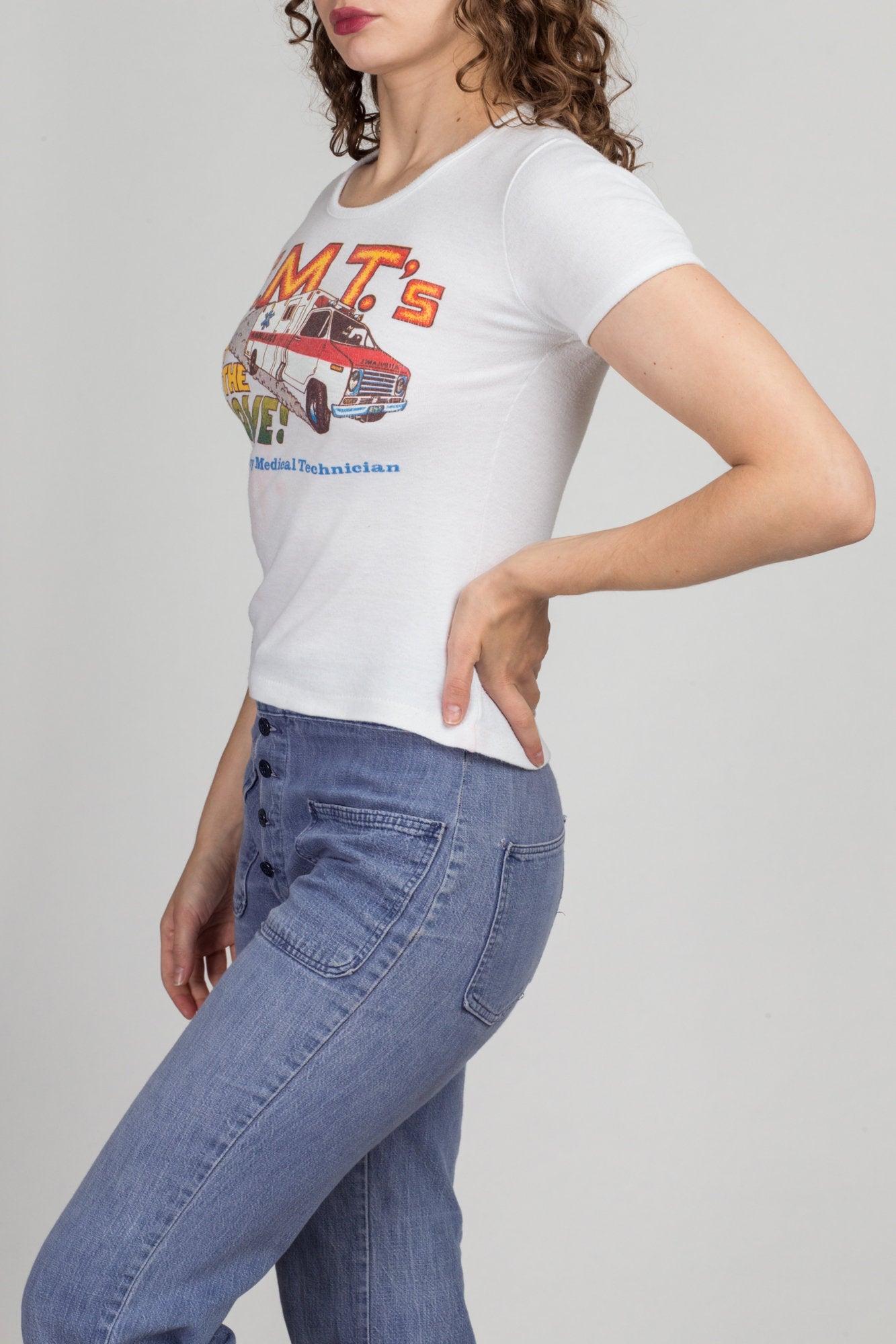 80s EMT &quot;Do It On The Move!&quot; Fitted T Shirt - Small | Vintage Women&#39;s White Graphic Tee