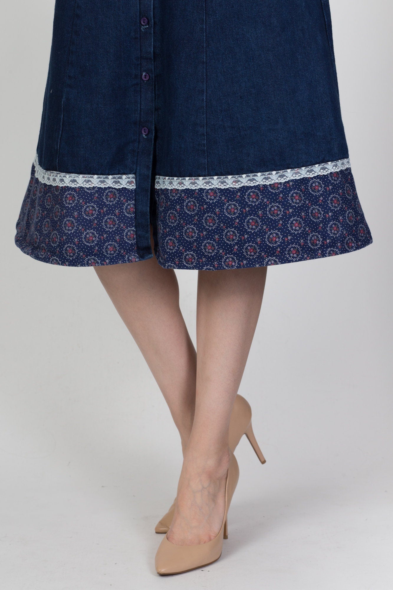 70s Boho Denim Floral Lace Trim Skirt - Extra Small, 24" 