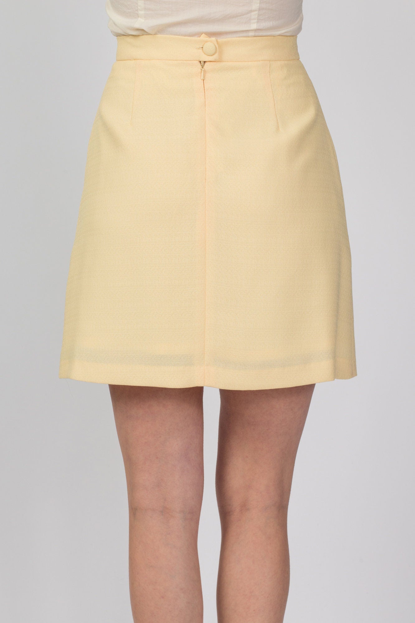 80s Buttercup Yellow Mini Skirt - Medium, 27" 