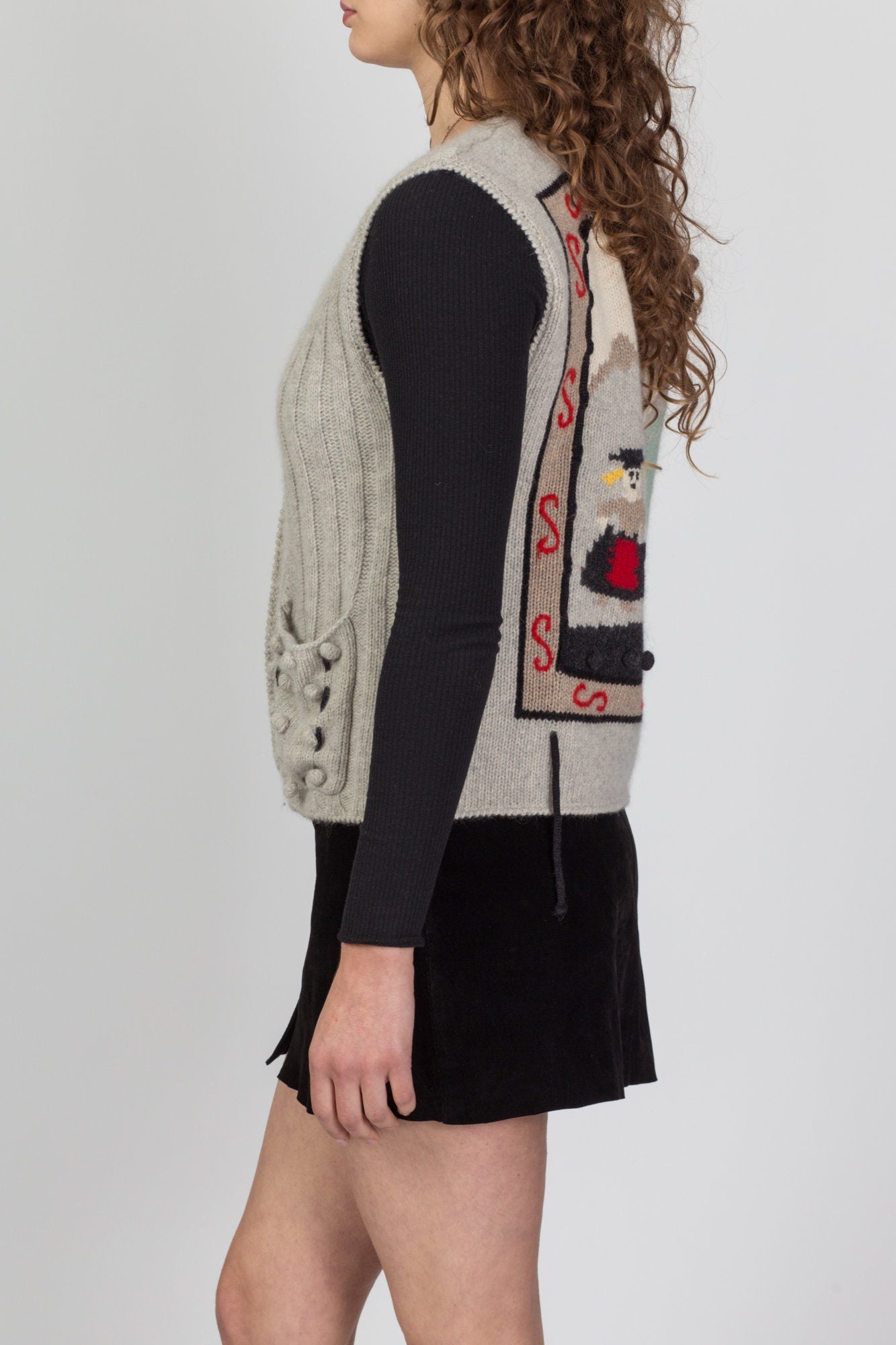 Vintage Alpine Folk Scene Novelty Mohair Knit Vest - Medium 