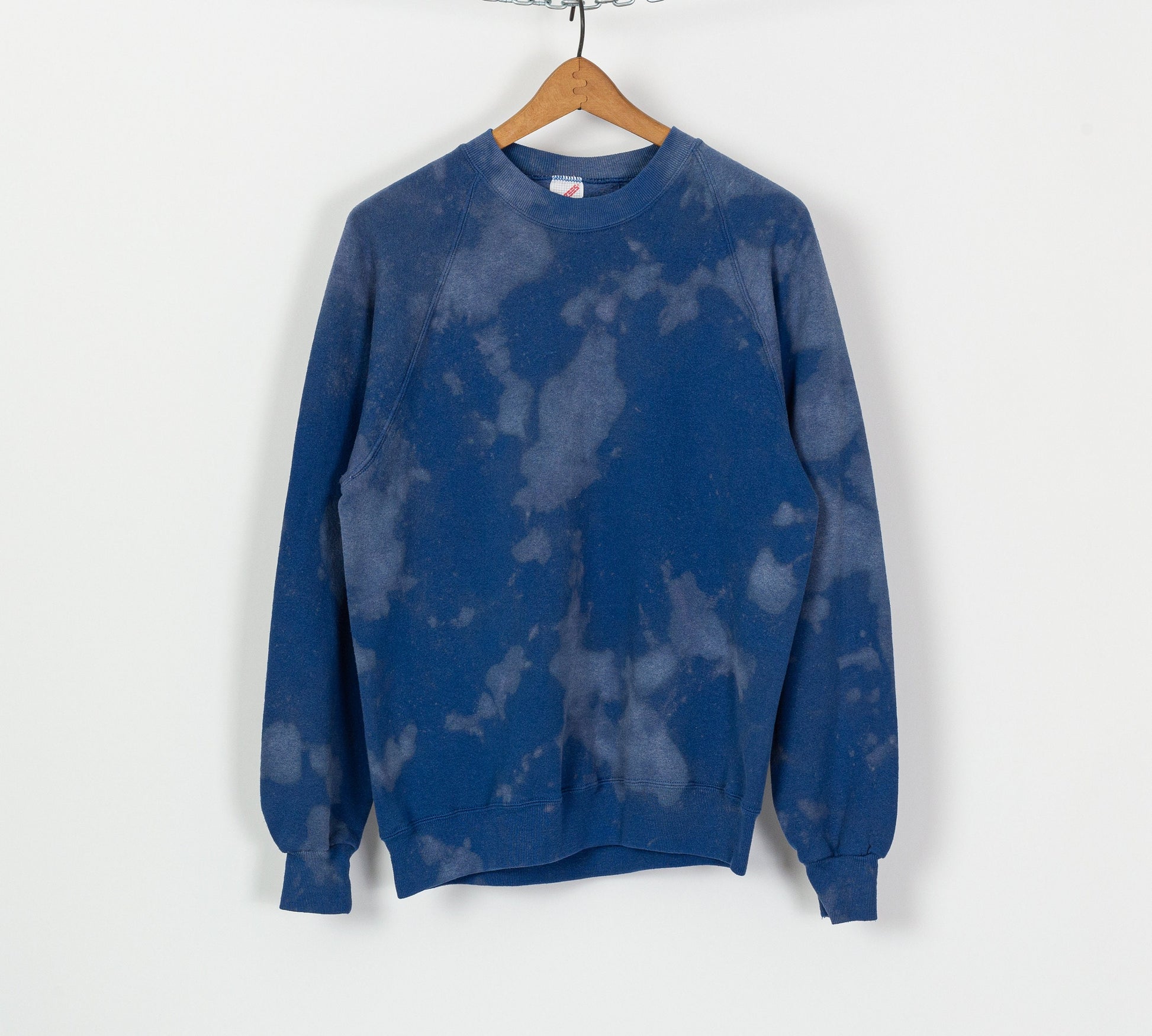 90s Blue Reverse Tie Dye Sweatshirt - Men's Medium Short, Women's Large 