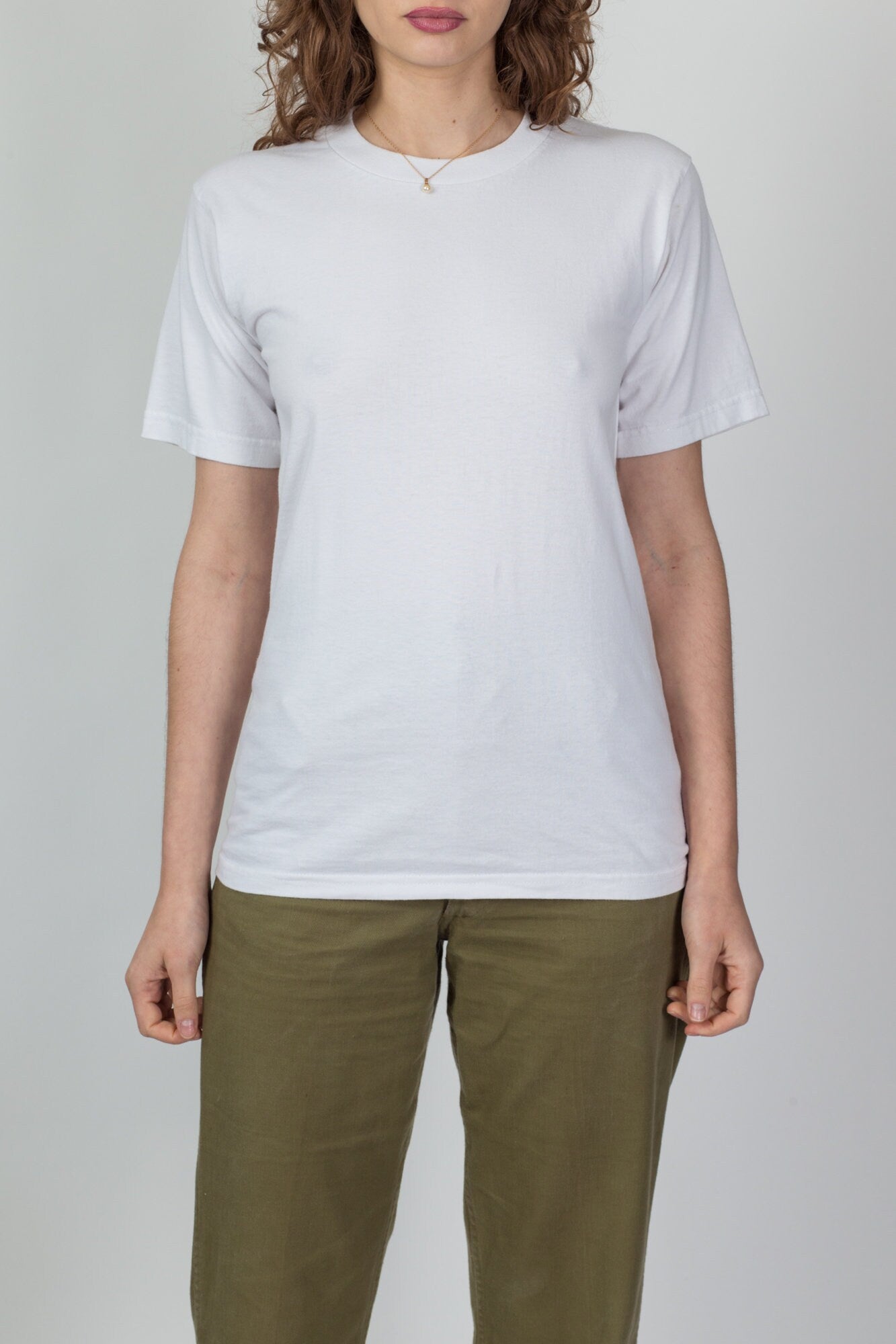 90s Plain White Crew Neck Tee - Small 