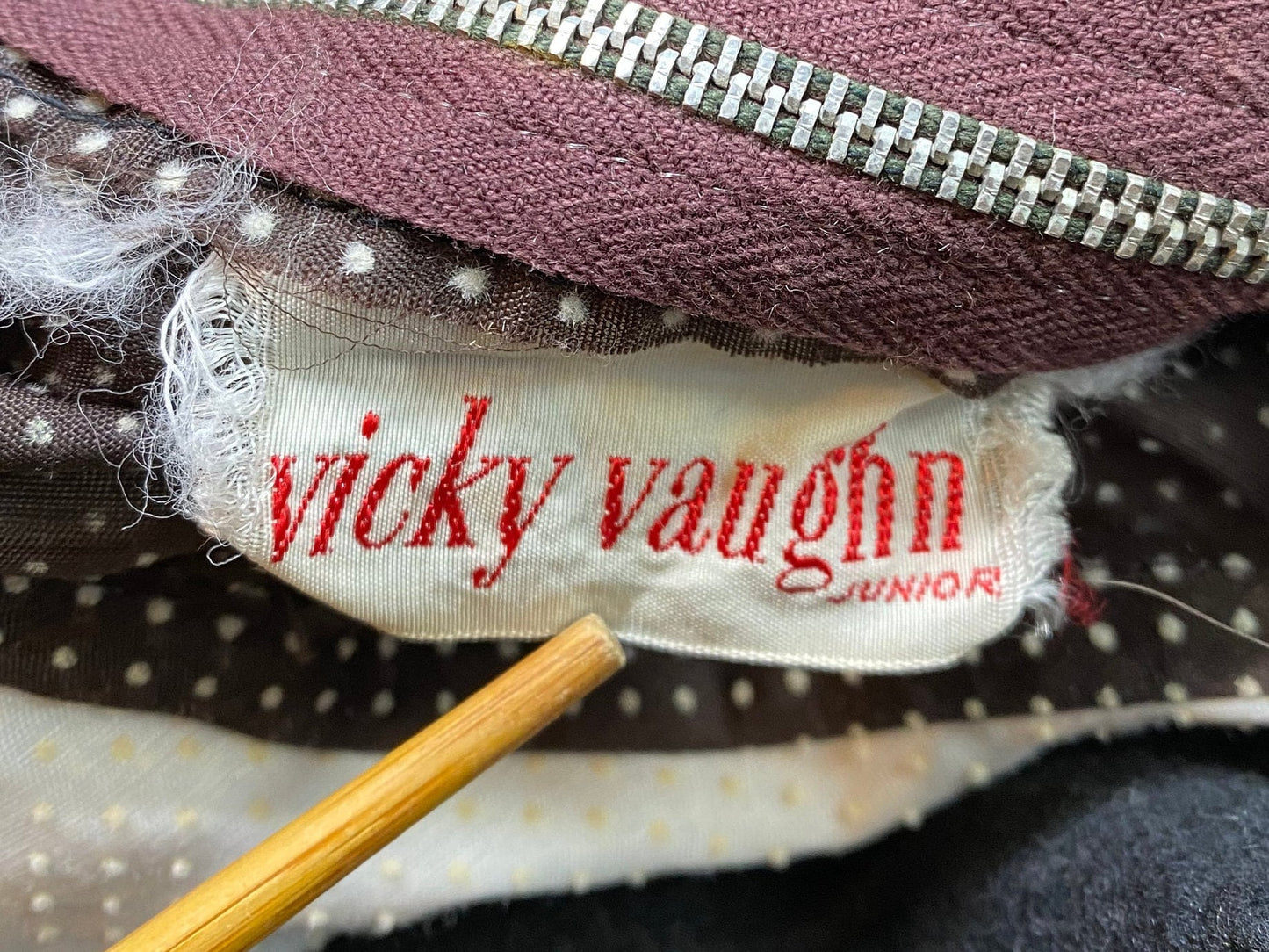 60s Vicky Vaughn Crochet Floral Swiss Dot Mini Dress - Small 