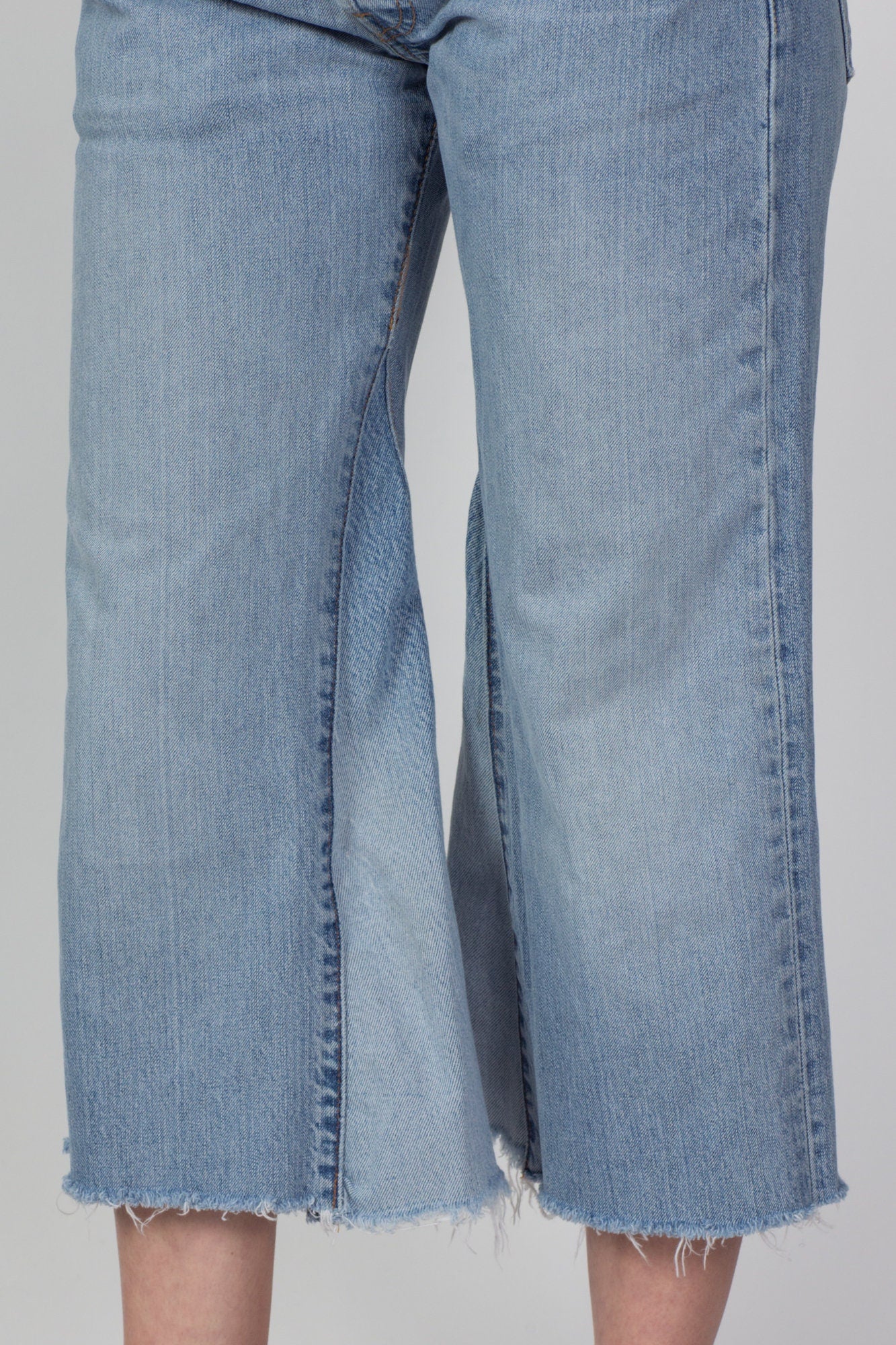 Vintage 90s Reworked Levi's 501 Capri Jeans - Medium 