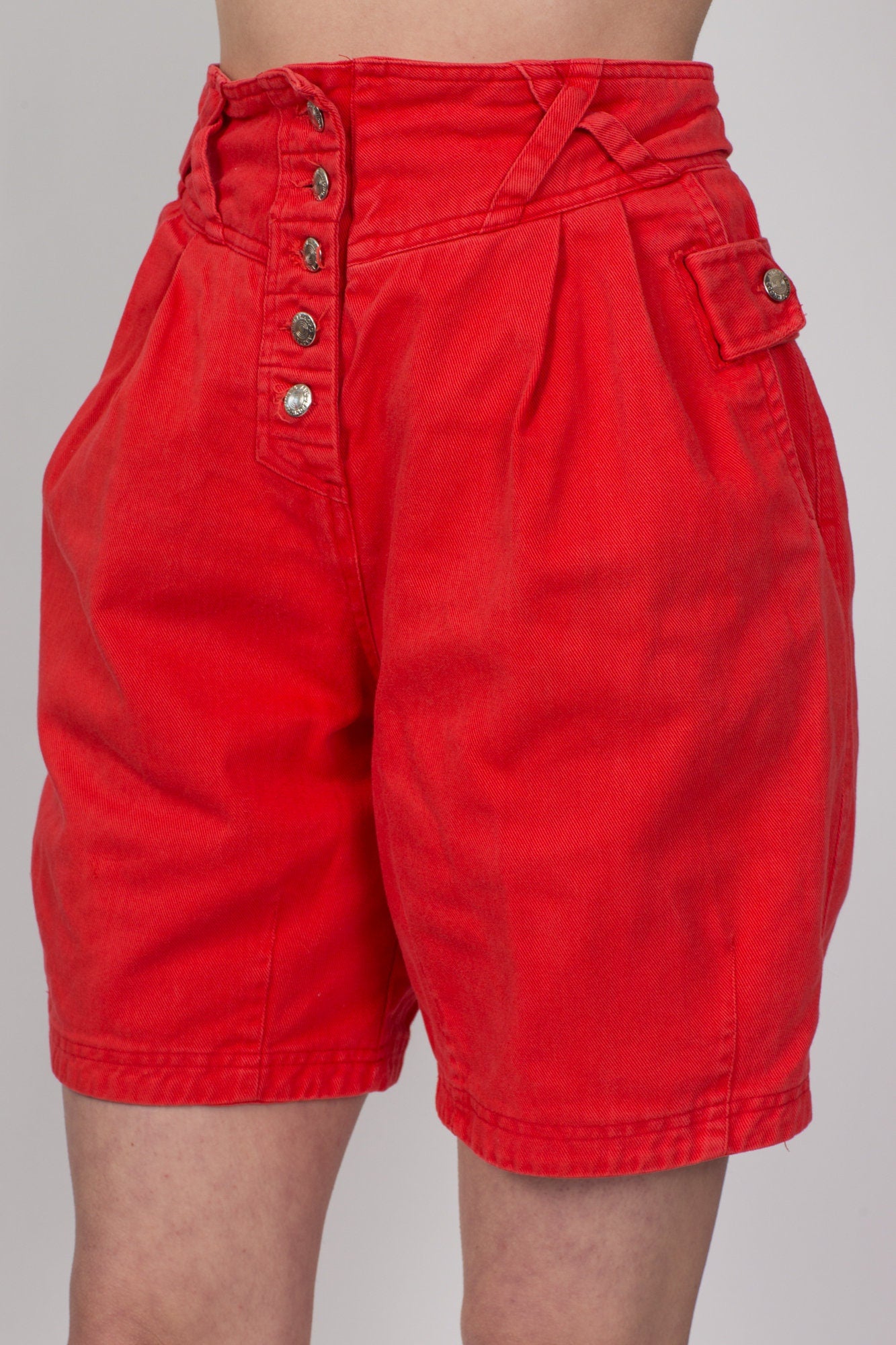 80s 90s Red Pleated Cotton Shorts - Small, 27" 