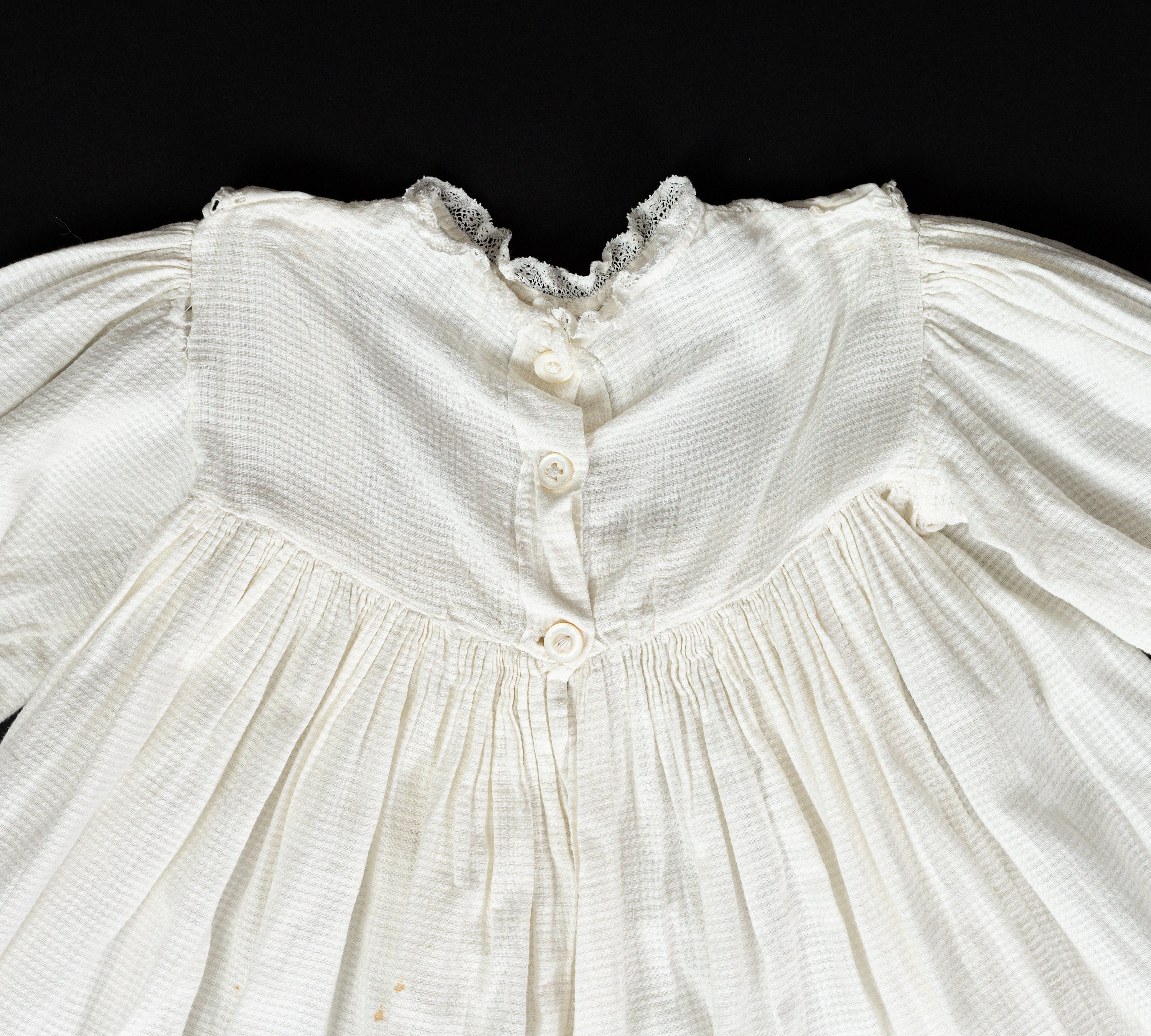Chic Cotton Gowns | Explore Elegant Ethnic Cotton Gowns at EthnicPlus