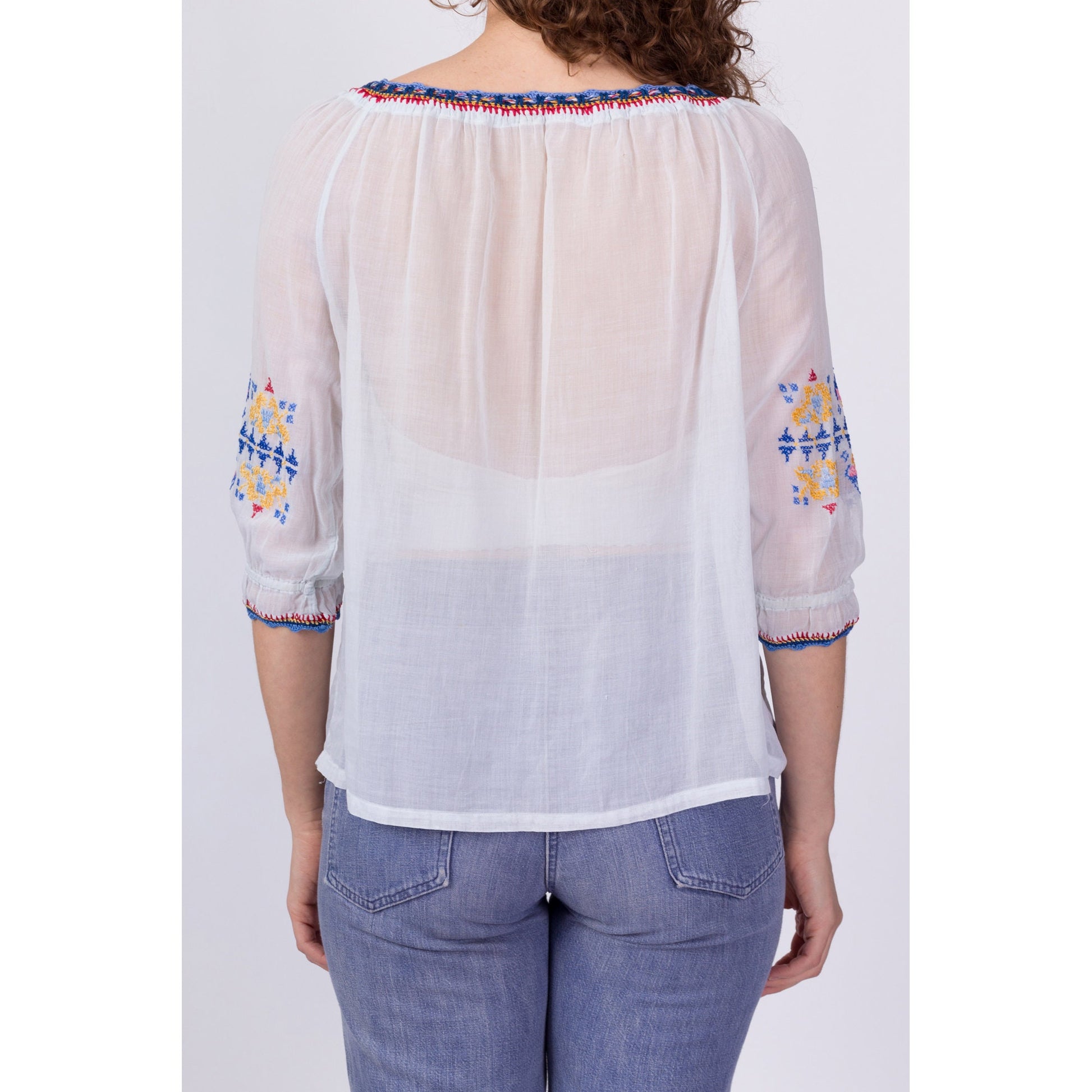 Vintage 30s Embroidered Romanian Peasant Blouse - Small to Medium 