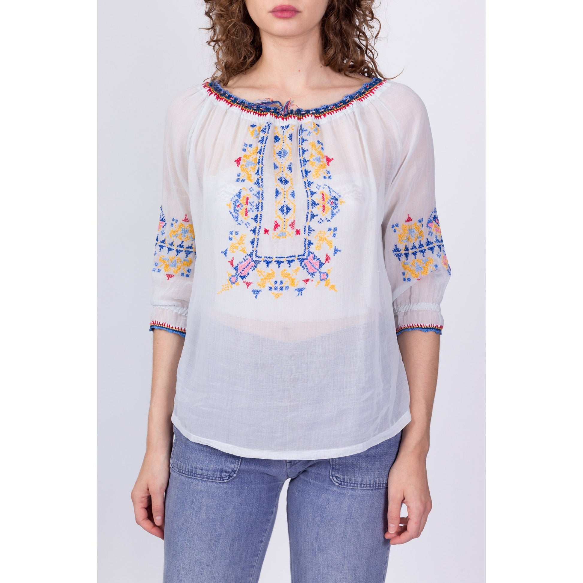 Vintage 30s Embroidered Romanian Peasant Blouse - Small to Medium 