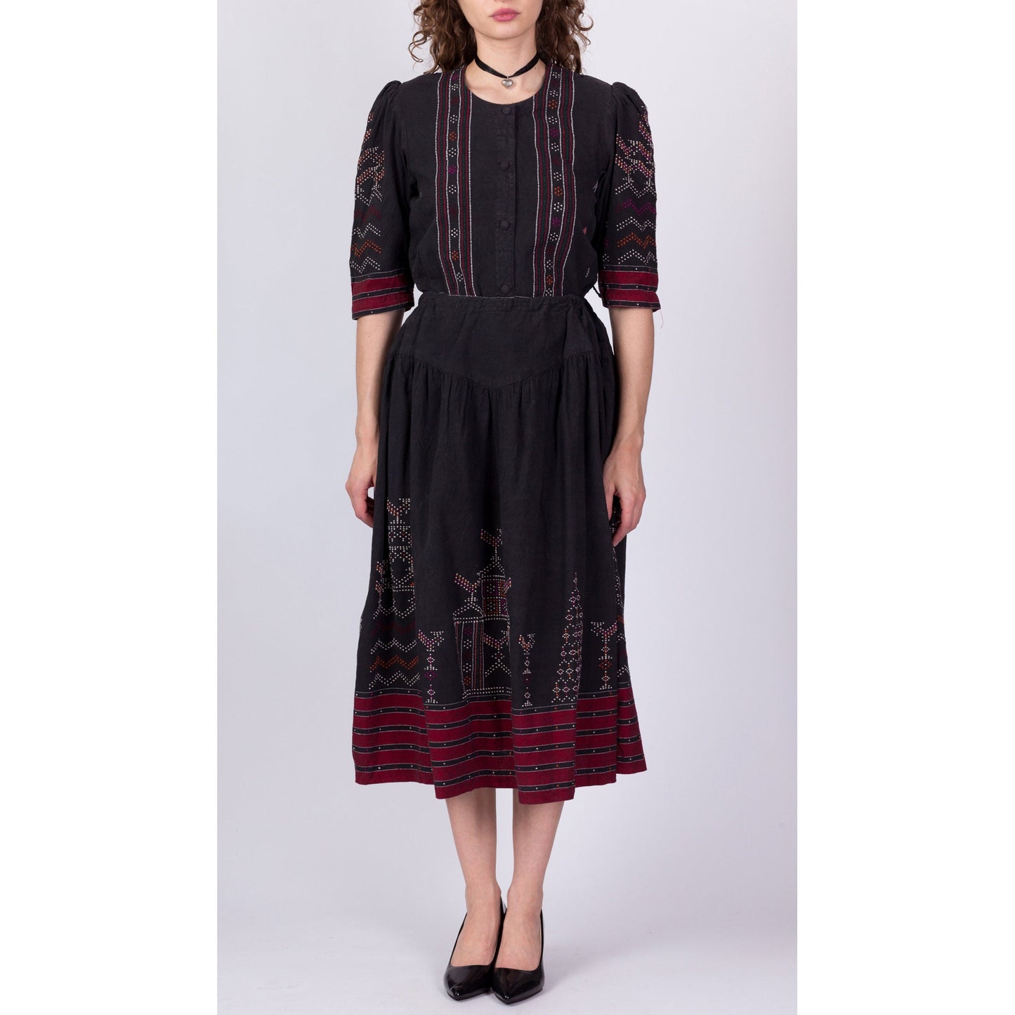 Vintage Eastern European Embroidered Folk Skirt Set - Small to Medium 