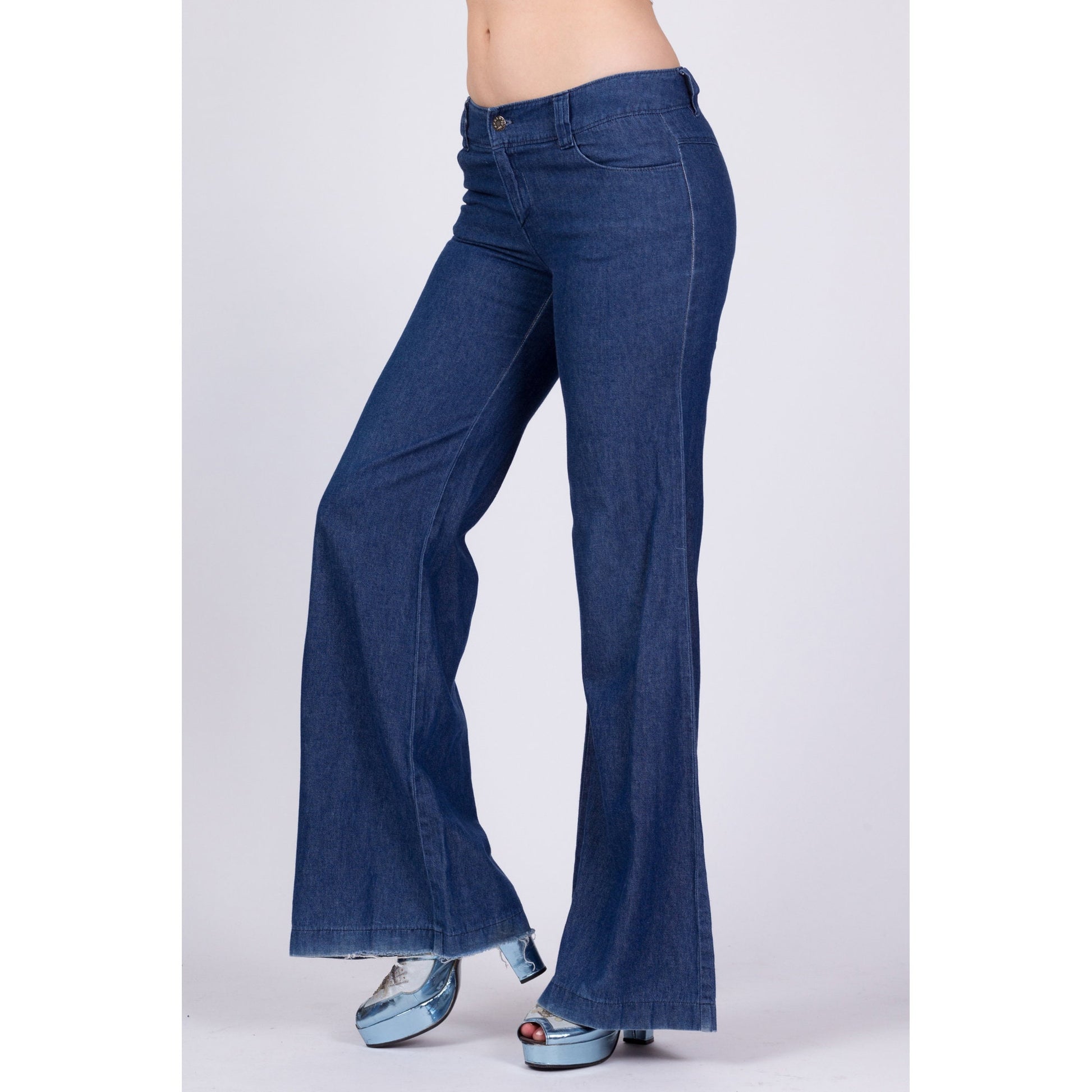 Vintage Low Rise Bell Bottom Jeans - Small 