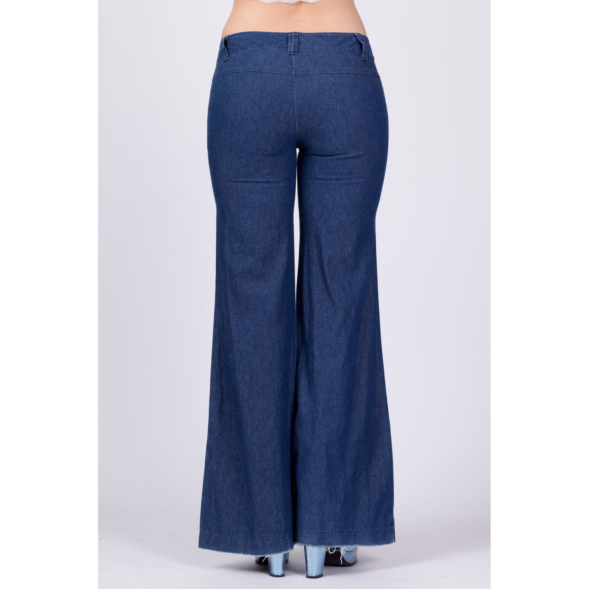 Vintage Low Rise Bell Bottom Jeans - Small 