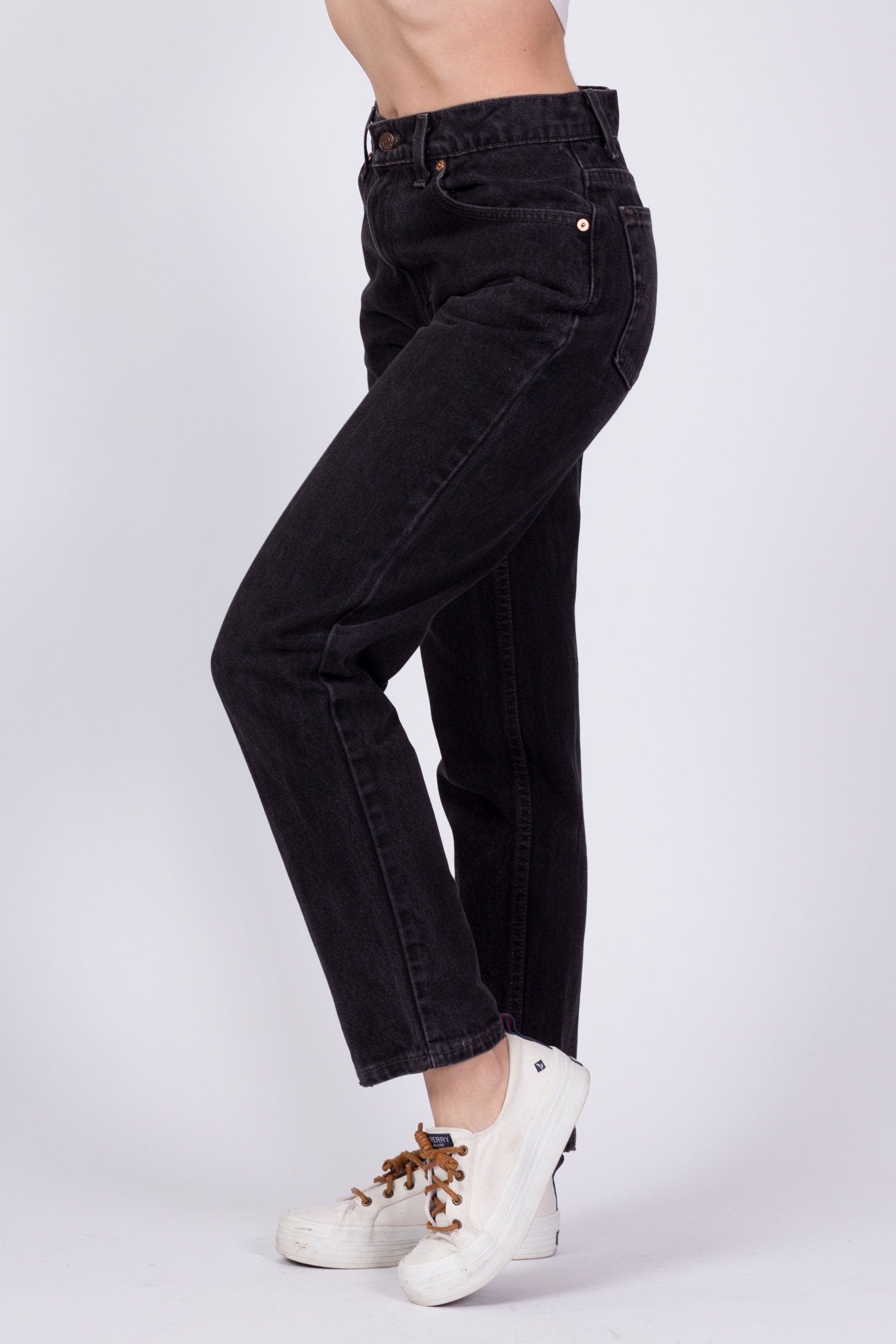 Vintage Levi's Black Mom Jeans - Small, 26" 