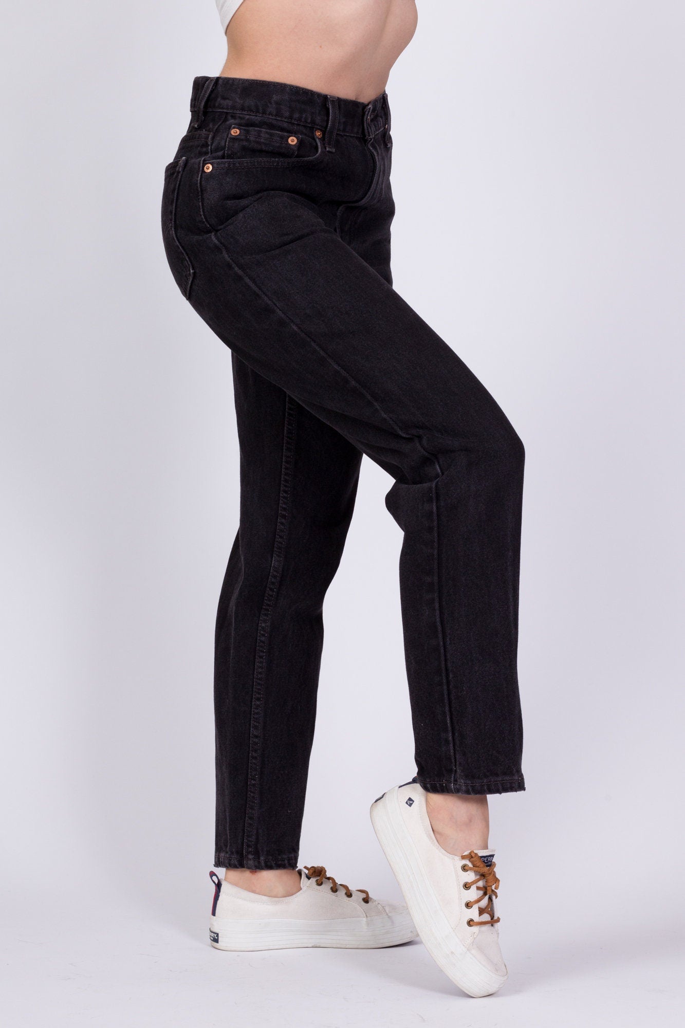 Vintage Levi's Black Mom Jeans - Small, 26" 