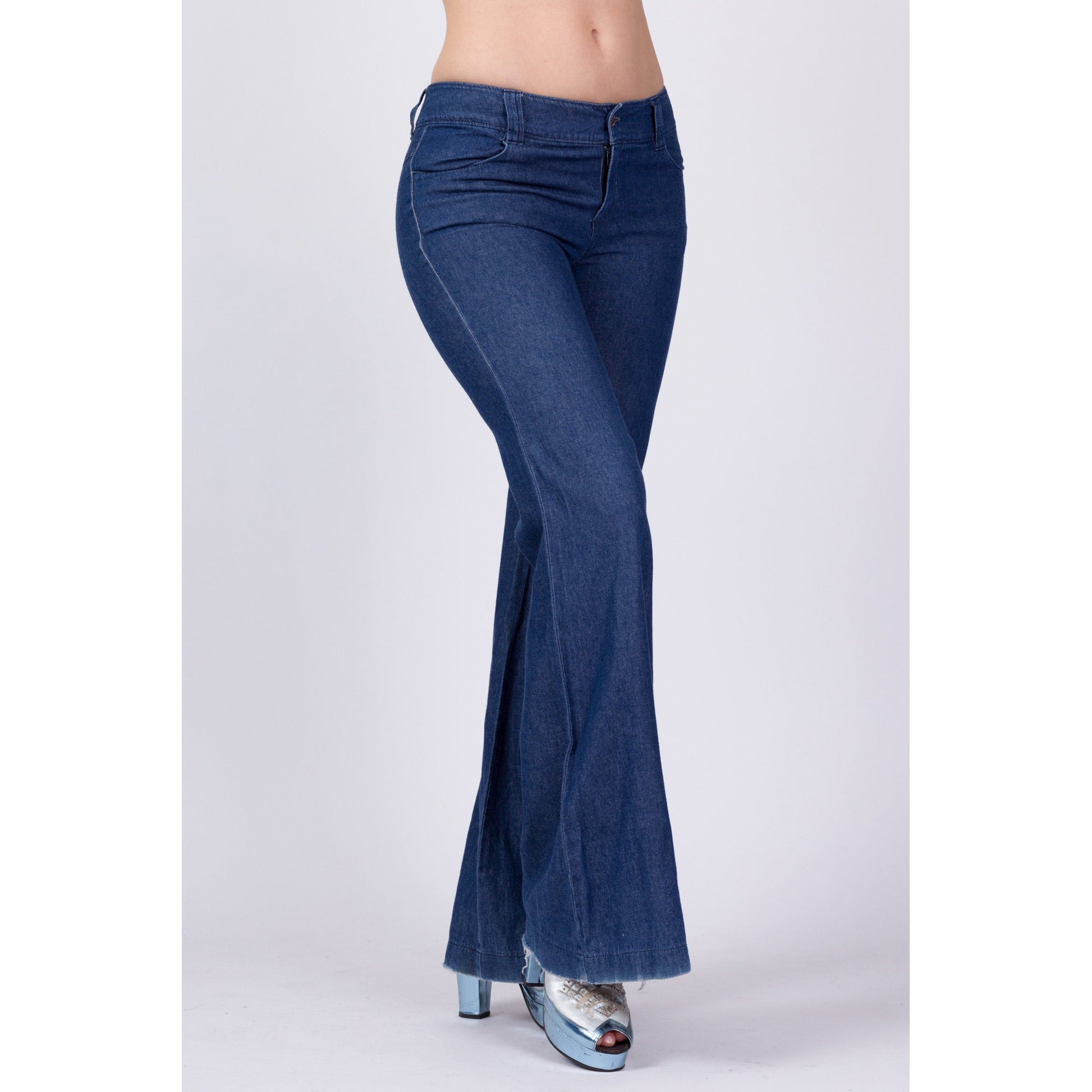 Vintage Low Rise Bell Bottom Jeans - Small 