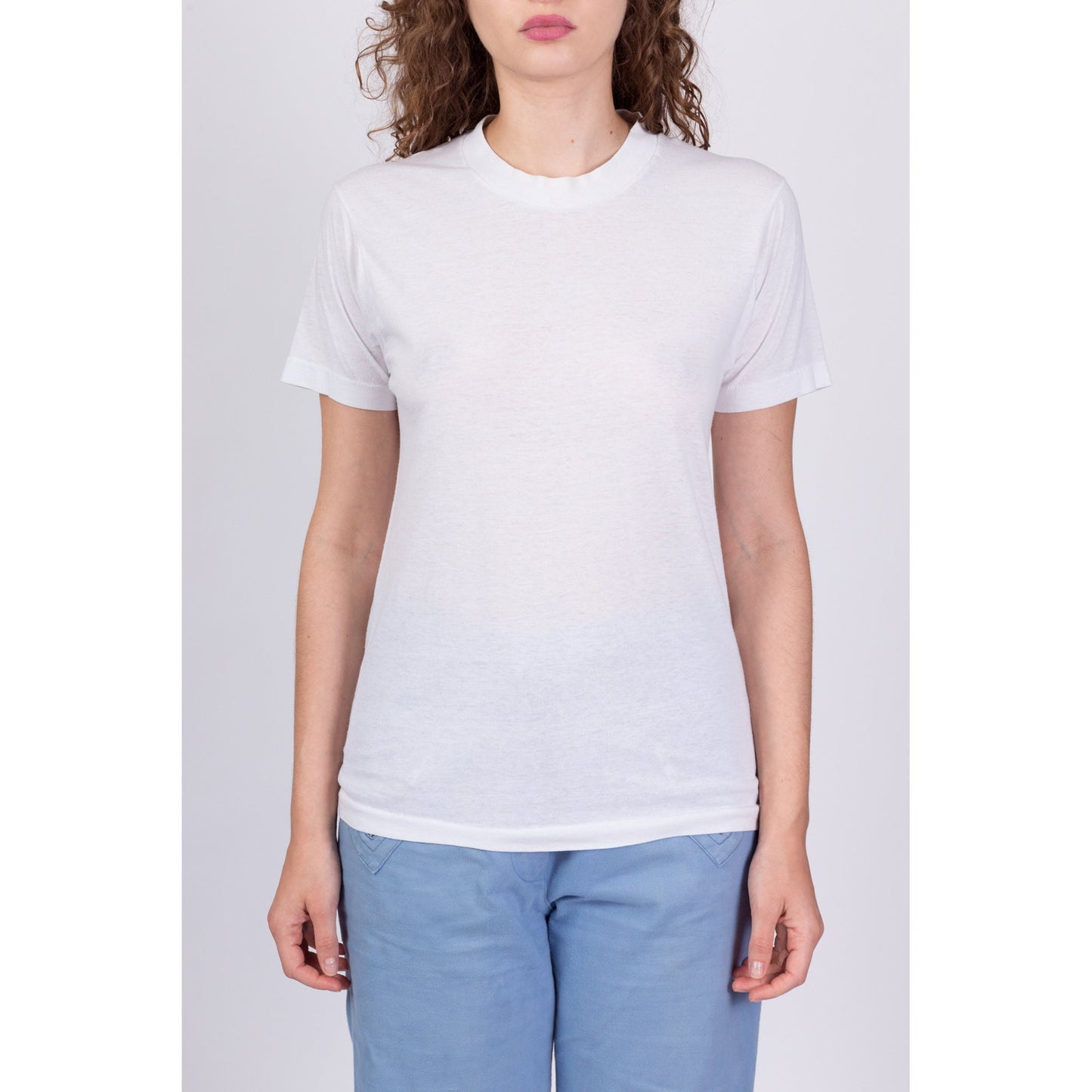 90s Plain White Crew Neck Tee - Small to Medium 