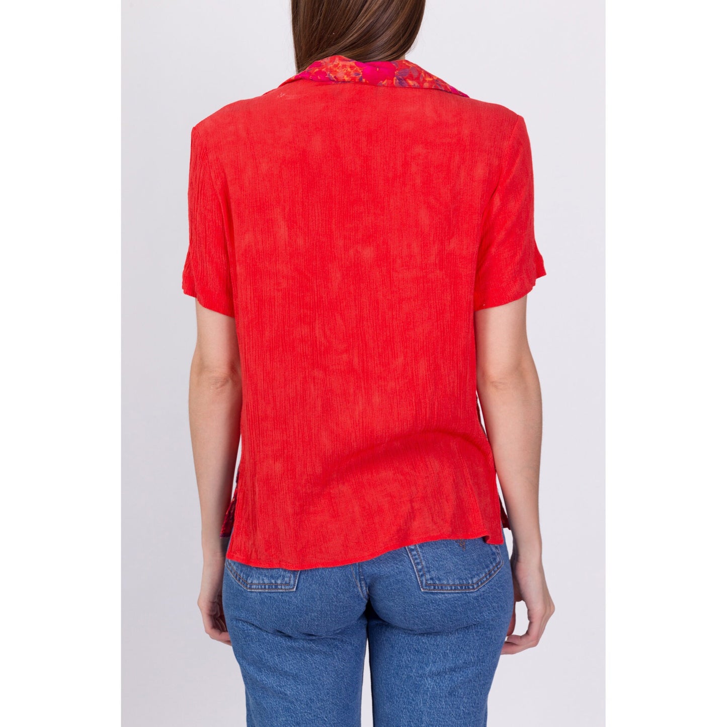 90s Red Floral Rayon Blouse - Medium 