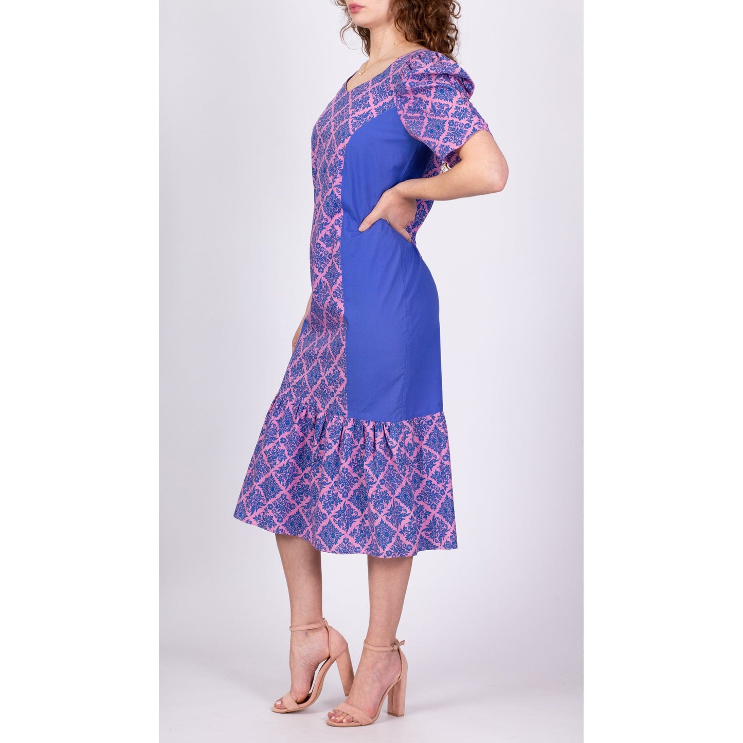 Vintage 70s Does 40s Purple Hawaiian Puff Sleeve Dress - Medium