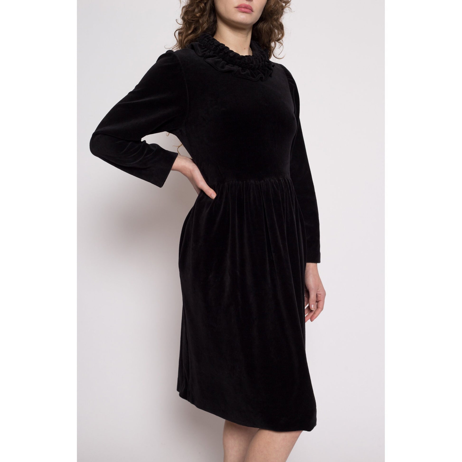 Vintage 80s Black Velvet Ruffle Collar Midi Dress - One Size Flying Apple Vintage Vintage 80s Black Velvet Ruffle Collar Midi Dress - One Size Flying Apple Vintage