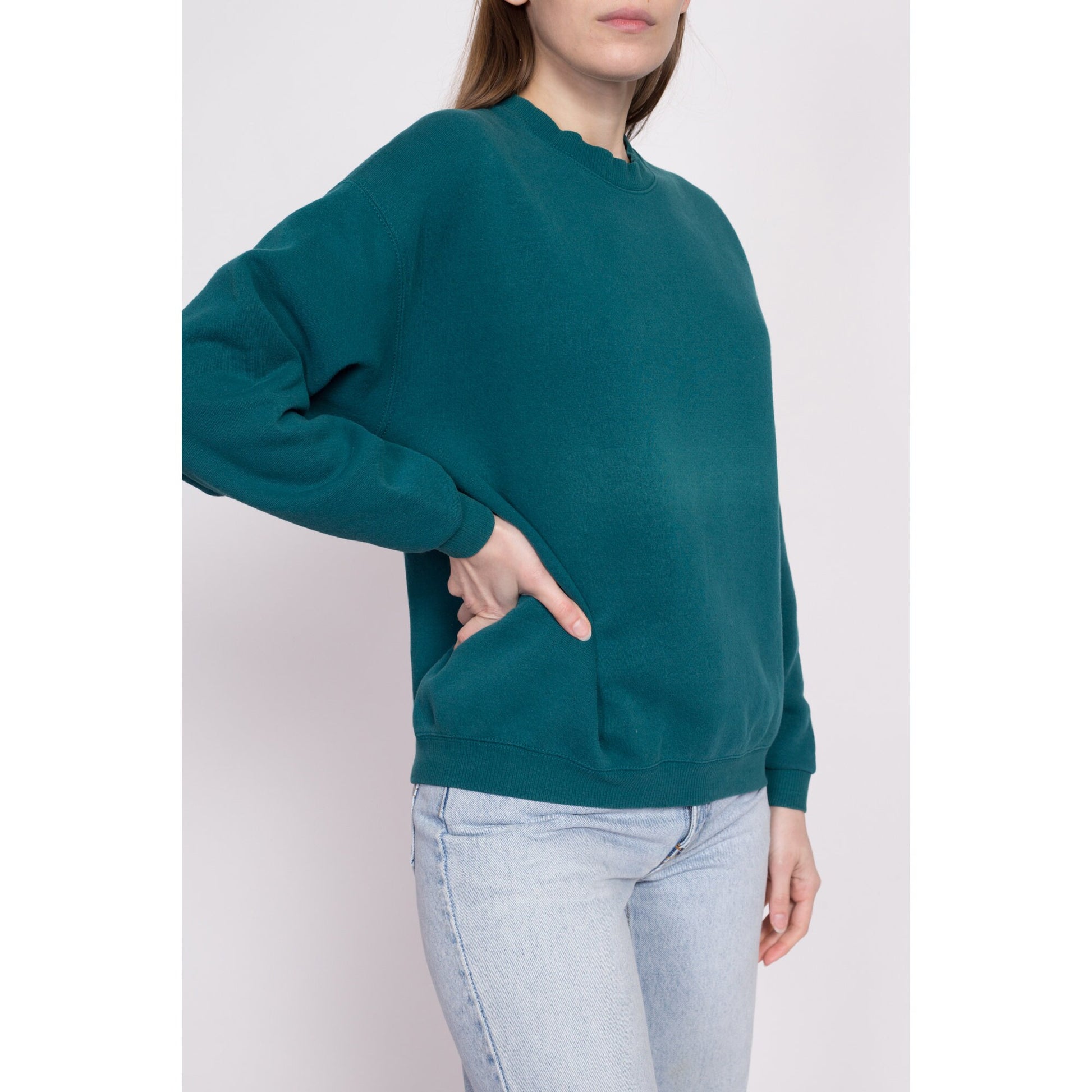 90s Lee Teal Green Crewneck Sweatshirt - Men's Medium Short, Women's Large | Vintage Blank Slouchy Plain Pullover