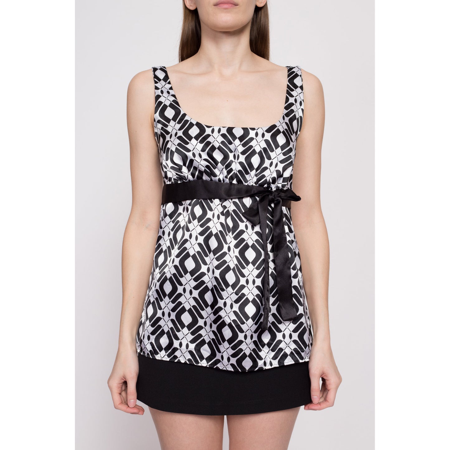 Y2K Black & White Op Art Top - Medium | Vintage Lightweight Sleeveless Square Neck Empire Waist Shirt