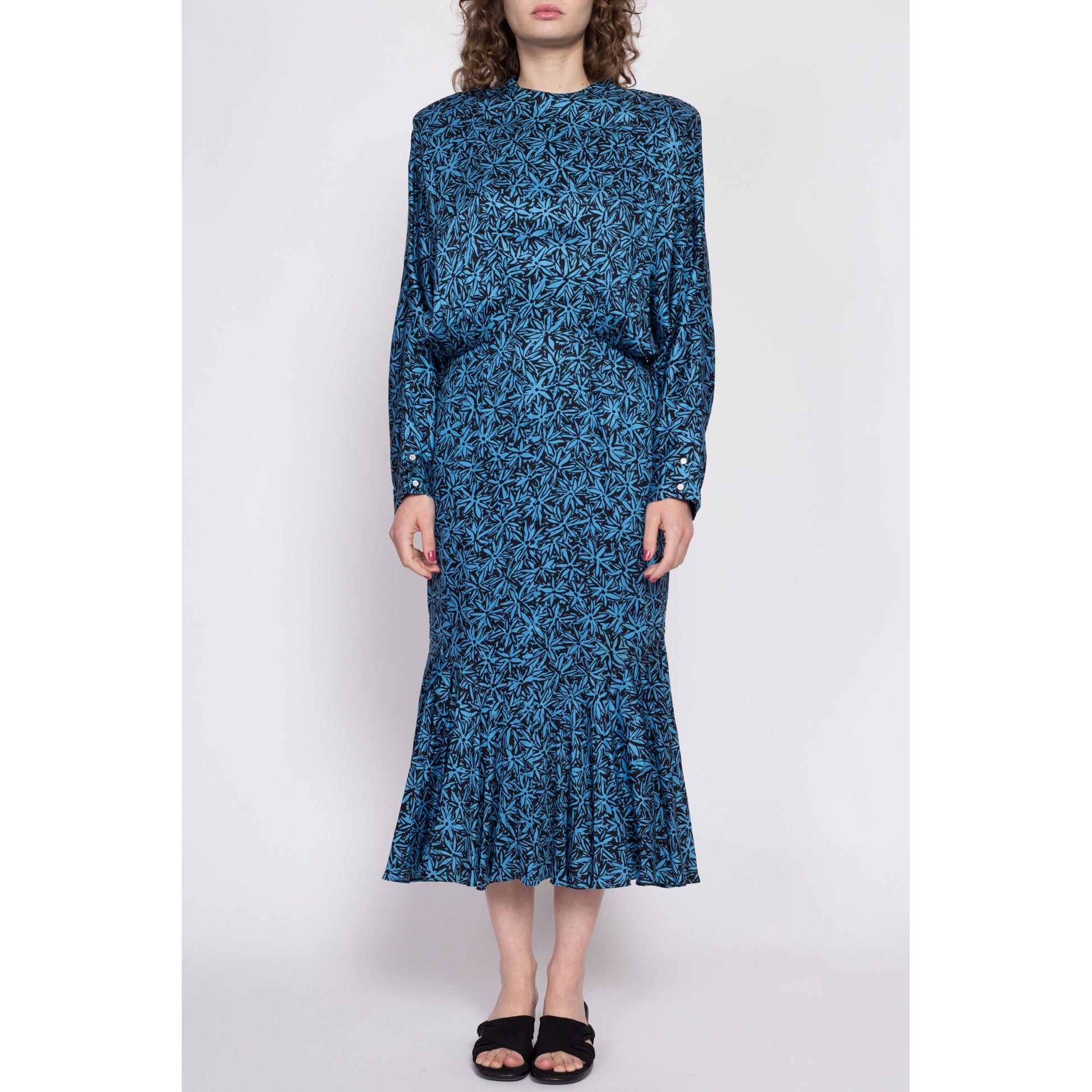 80s Nicole Miller Blue Floral Batwing Sleeve Dress - Medium Flying Apple Vintage 80s Nicole Miller Blue Floral Batwing Sleeve Dress - Medium Flying Apple Vintage