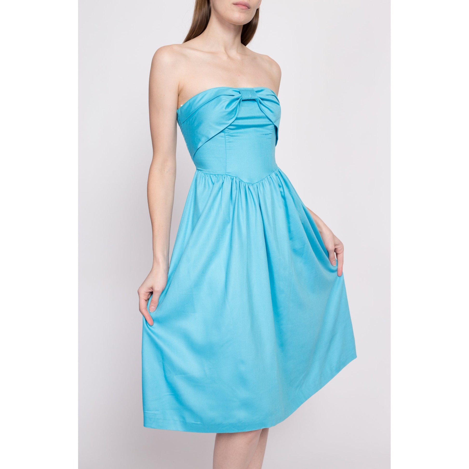 80s Blue Strapless Fit & Flare Dress - Extra Small | Retro Vintage Retro Midi Sundress