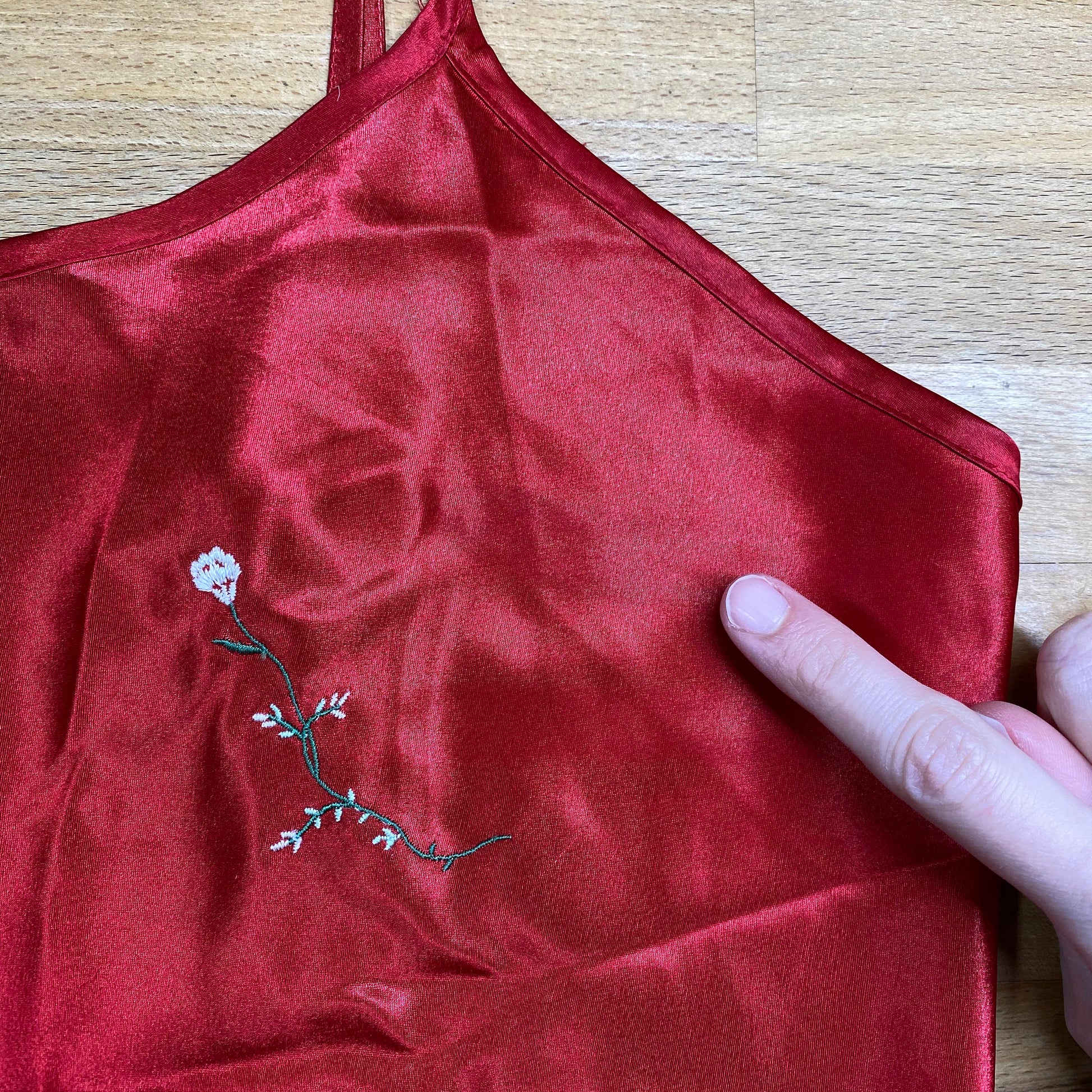 90s Red Satin Floral Embroidered Peignoir Set - Medium | Vintage Mini Nightgown Kimono Loungewear Matching Two Piece Outfit
