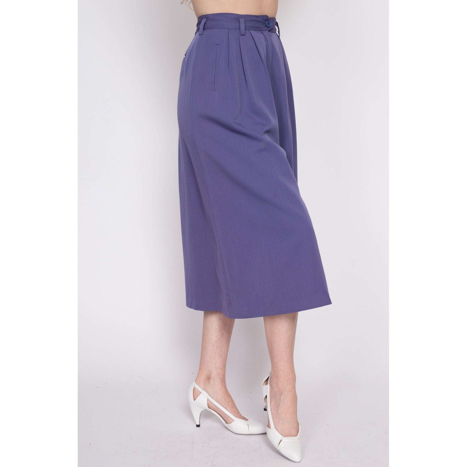 70s 80s Christian Aujard Lilac Purple High Waisted Culottes - Small, 25.75" | Vintage Casual Pleated Long Wool Trouser Shorts