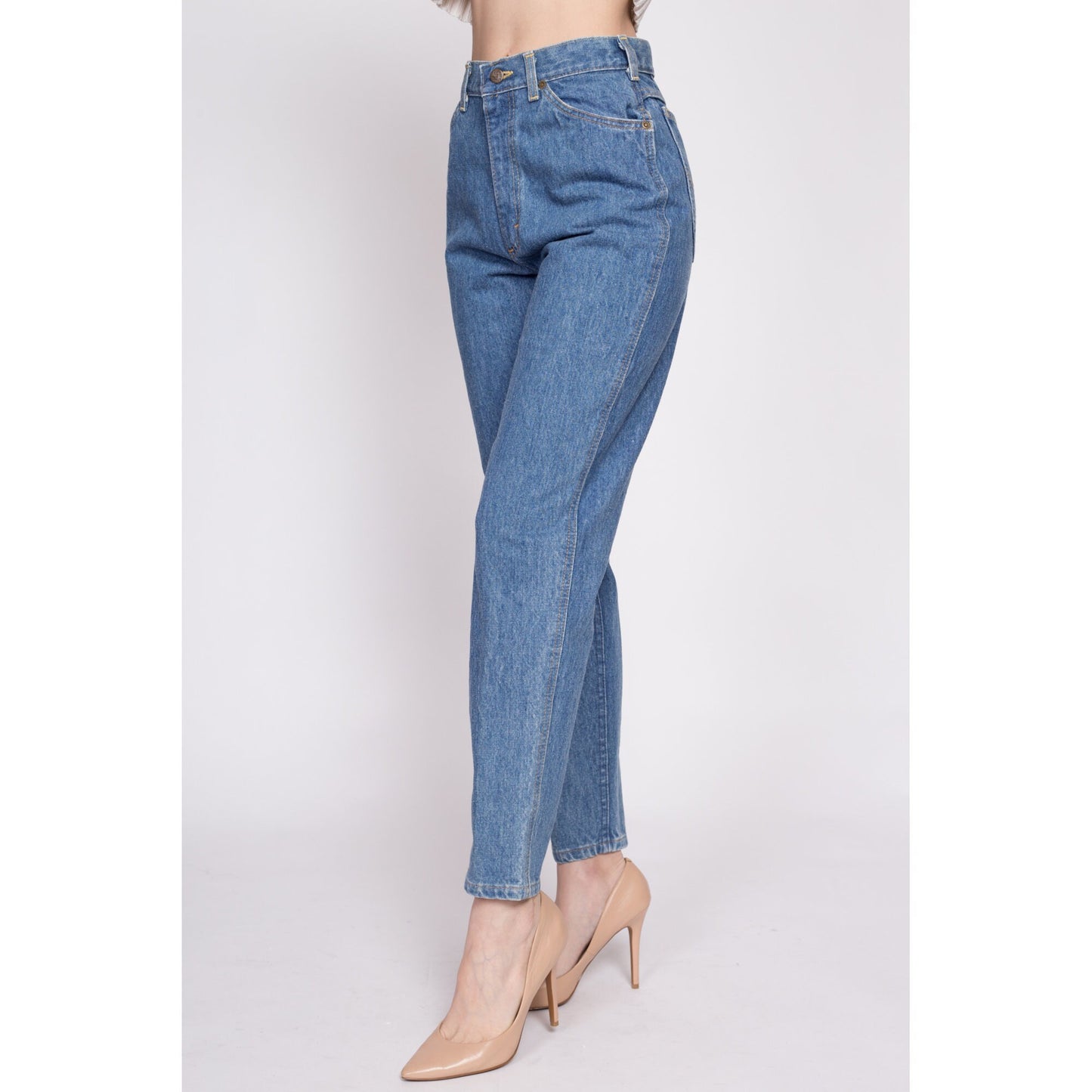 80s Lee Riders High Waisted Mom Jeans - Small, 26" | Vintage Denim Tapered Leg Jeans