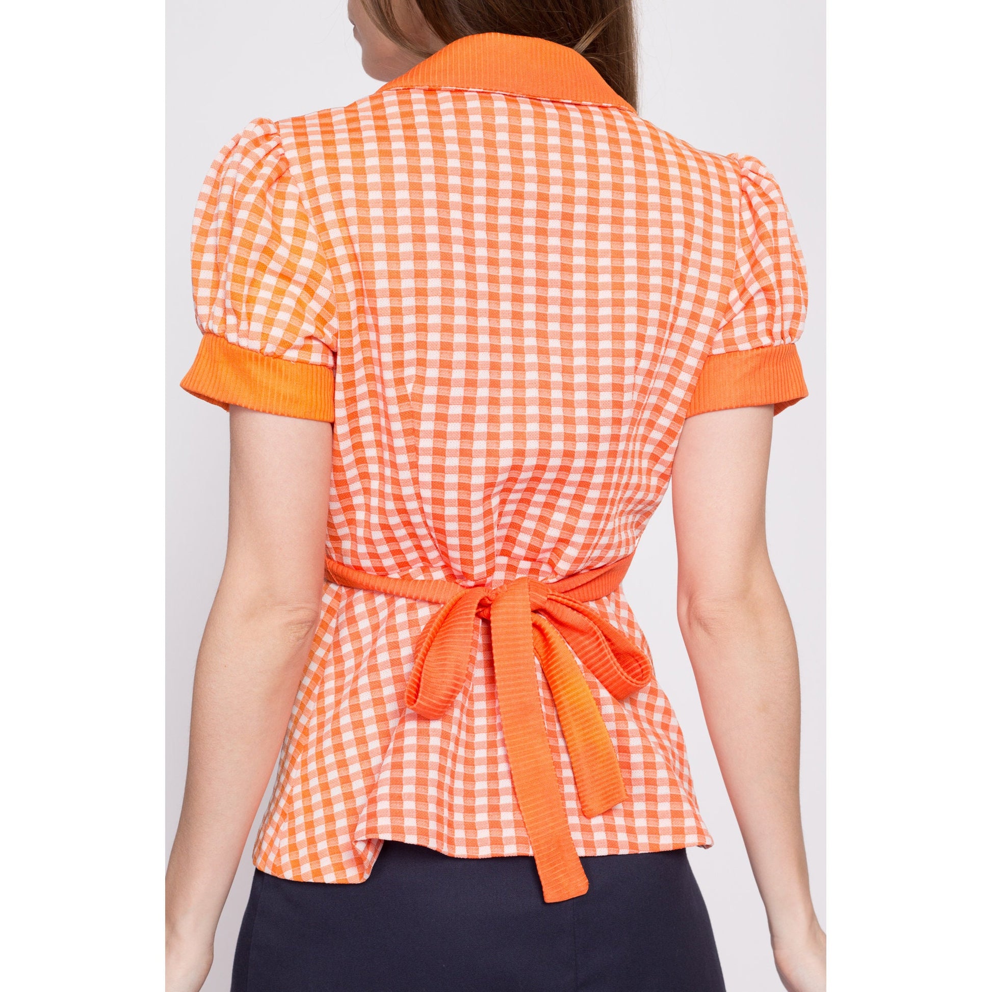 70s Orange Gingham Puff Sleeve Top - Small | Retro Vintage Petal Collar Button Up Collared Shirt