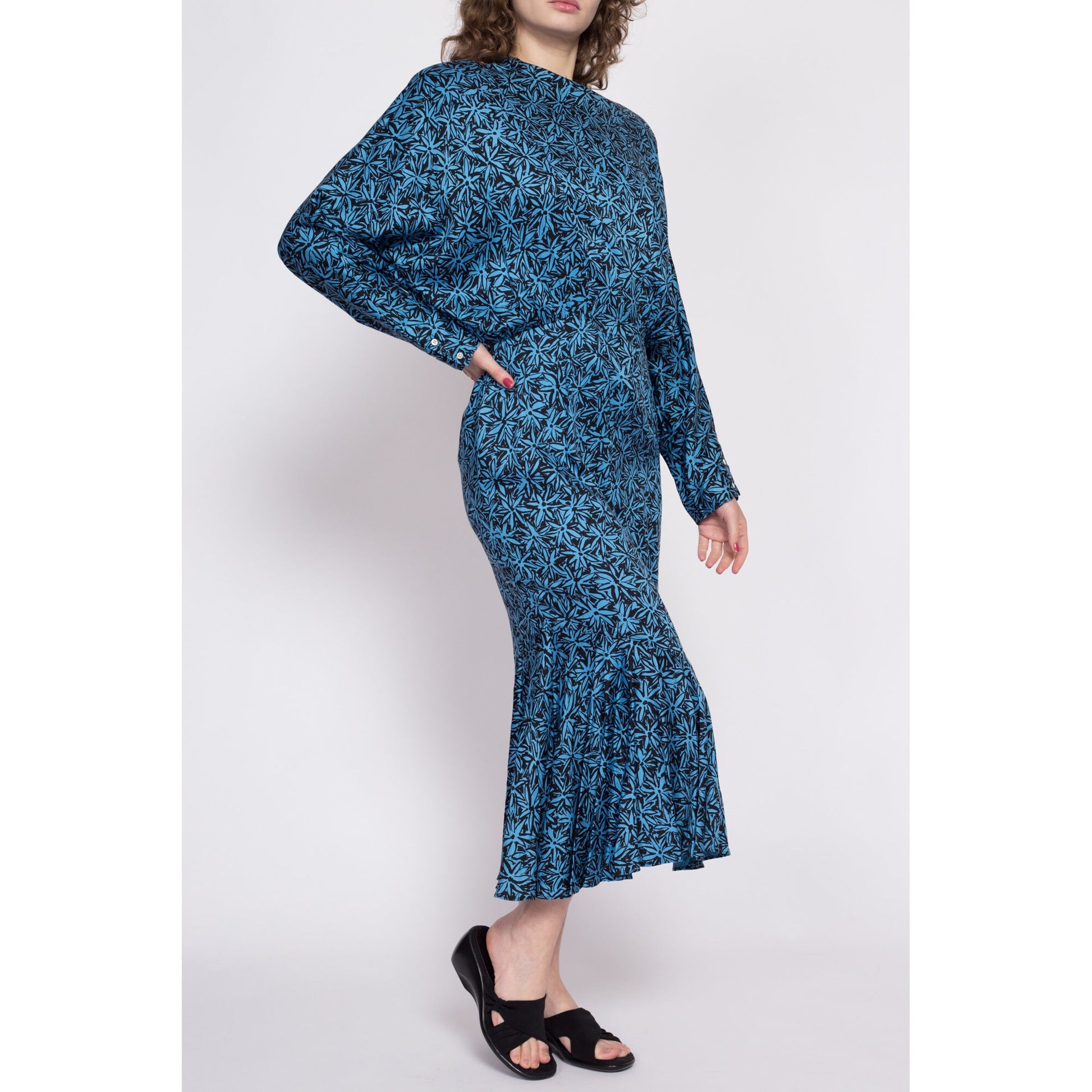 80s Nicole Miller Blue Floral Batwing Sleeve Dress - Medium | Vintage Designer Long Sleeve Midi Secretary Dress