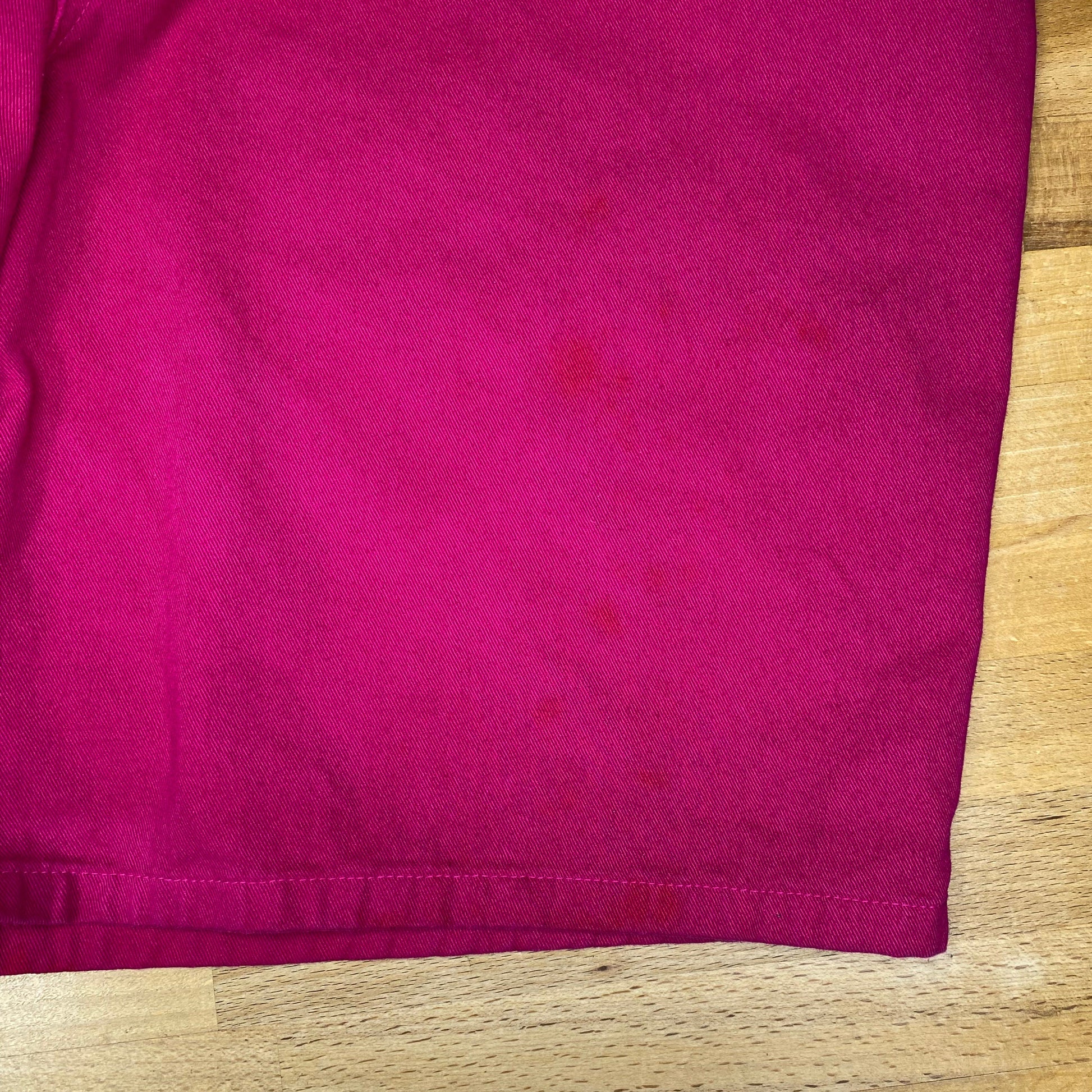 90s Hot Pink Pleated High Waisted Shorts - Medium, 28" | Vintage Magenta Cotton Denim Mom Shorts