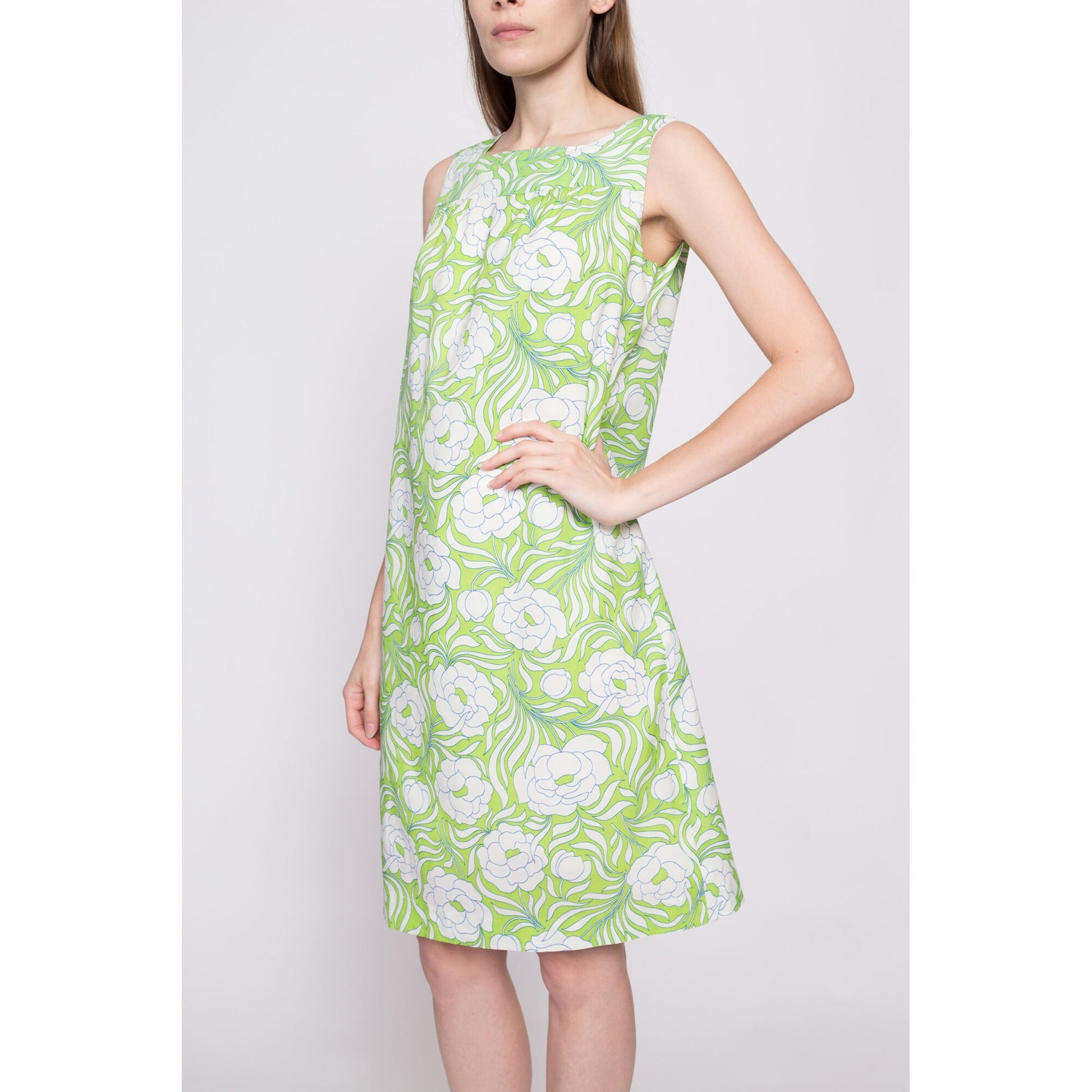60s Psychedelic Floral Mini Shift Dress - Medium | Vintage Green White Sleeveless Knee Length Dress