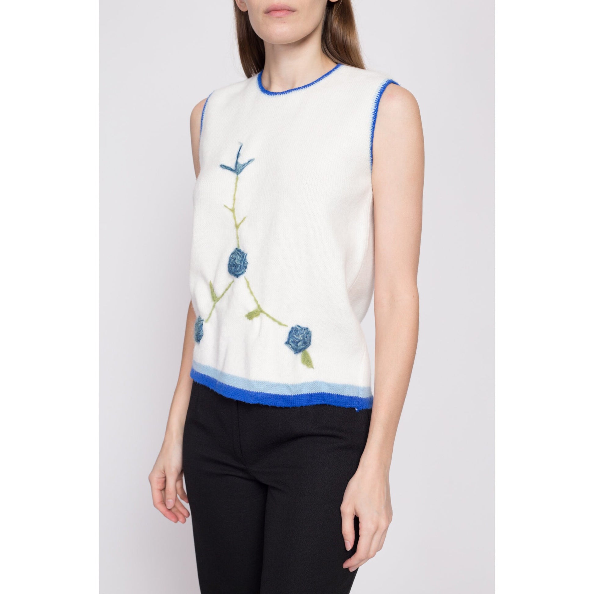 70s Embroidered Floral Knit Sleeveless Top - Small to Medium | Vintage Carol Brent White Blue Sweater Vest Cropped Tank