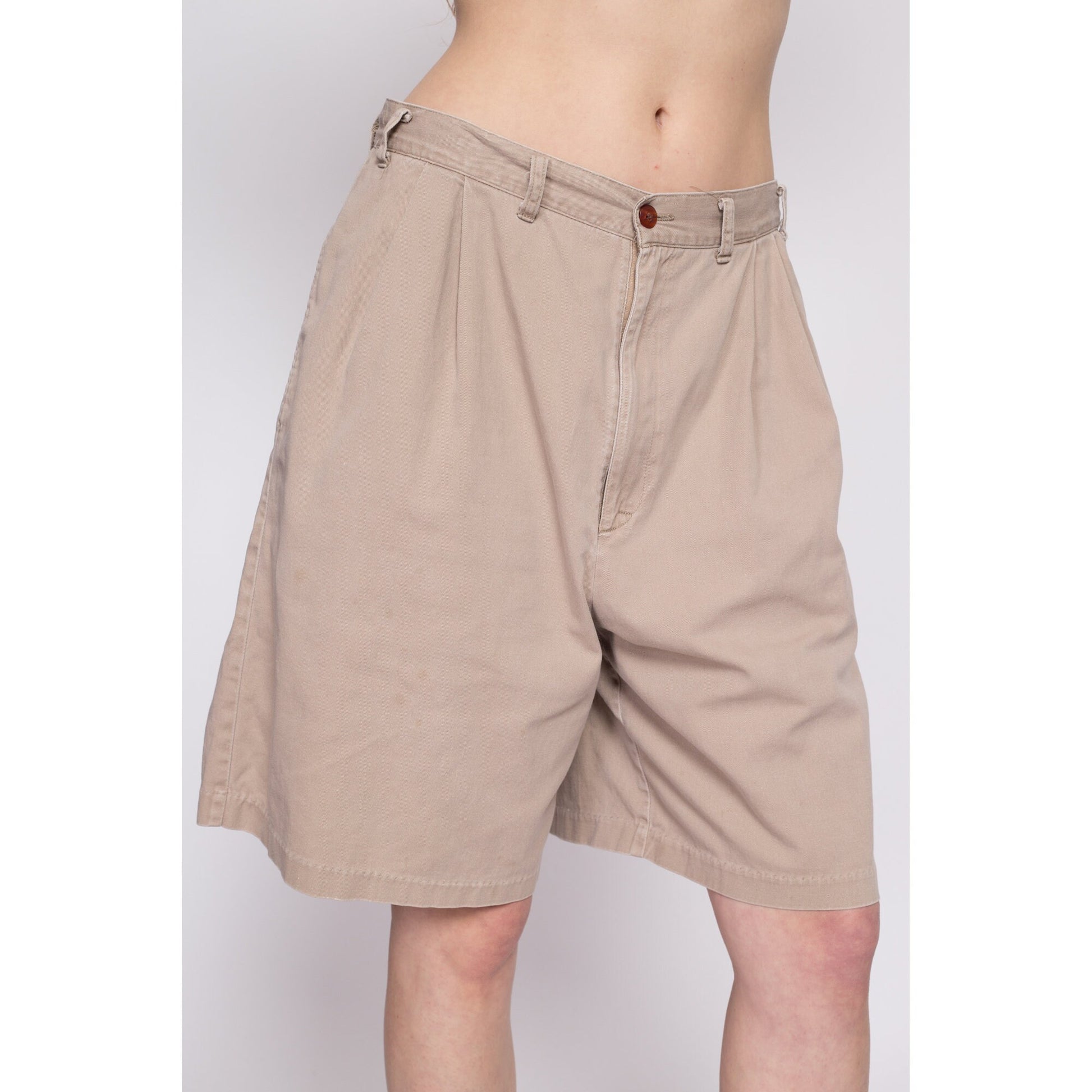 80s Khaki Pleated Cotton Shorts - Large, 31" | Vintage High Waisted Wide Leg Casual Mom Shorts