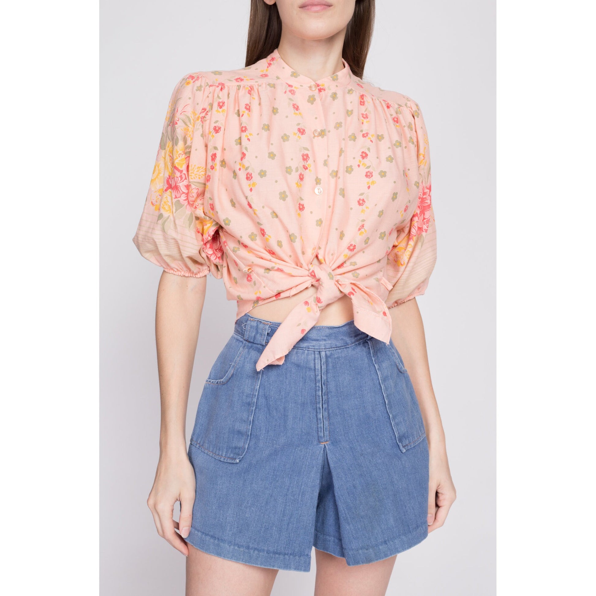 70s Peach Pink Floral Balloon Sleeve Blouse - Medium to Large | Vintage Half Sleeve Boho Hippie Button Up Oversize Top