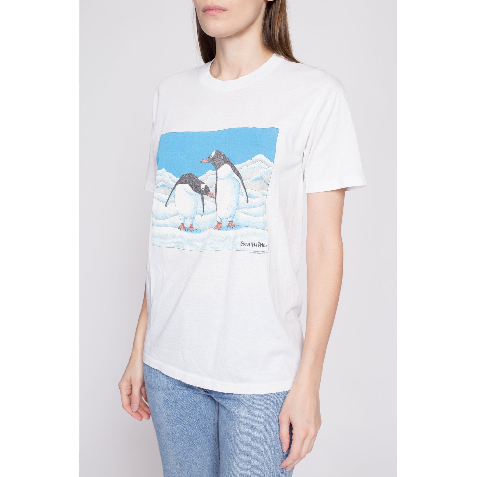 80s Penguin T Shirt - Men's Small, Women's Medium | Vintage Sea World Aquarium Graphic Tourist Tee