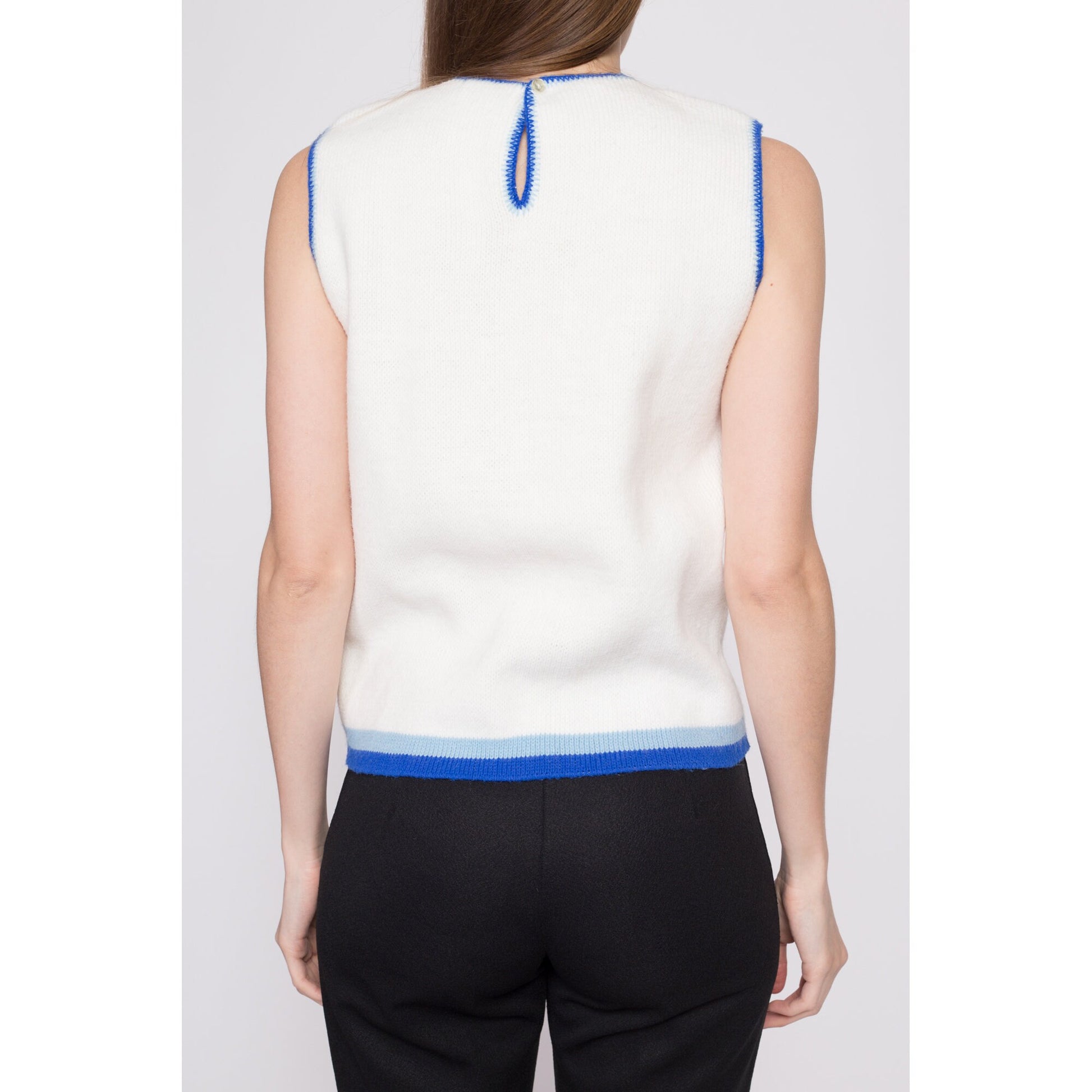 70s Embroidered Floral Knit Sleeveless Top - Small to Medium | Vintage Carol Brent White Blue Sweater Vest Cropped Tank