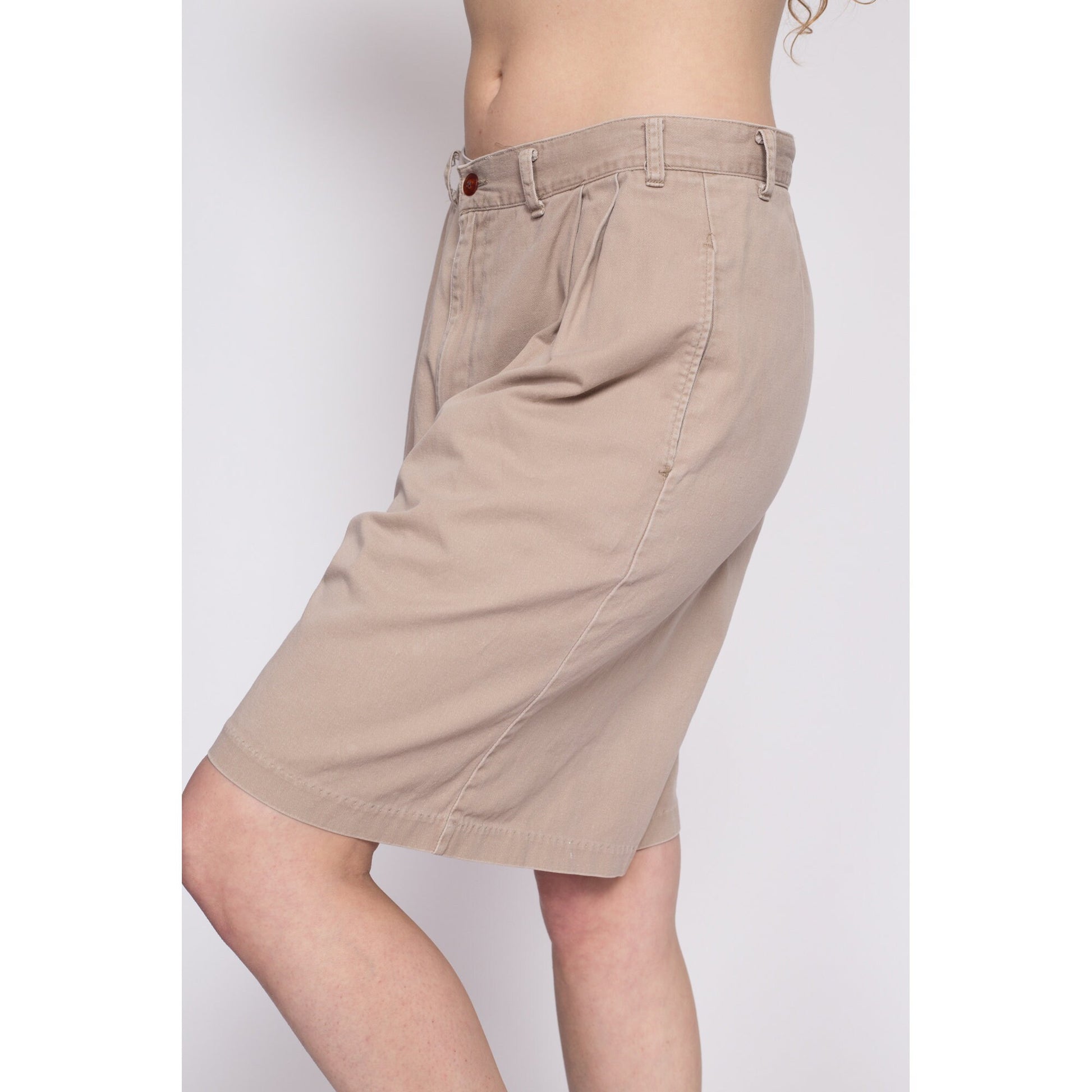80s Khaki Pleated Cotton Shorts - Large, 31" | Vintage High Waisted Wide Leg Casual Mom Shorts